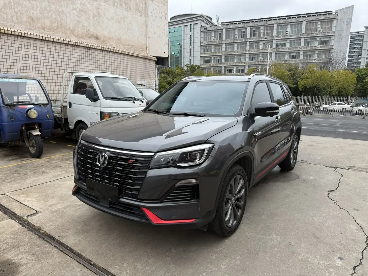 Changan CS75
