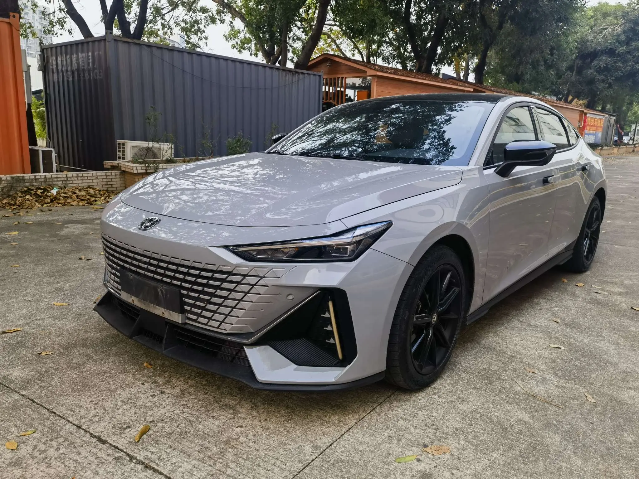 Changan UNI-V  из Китая