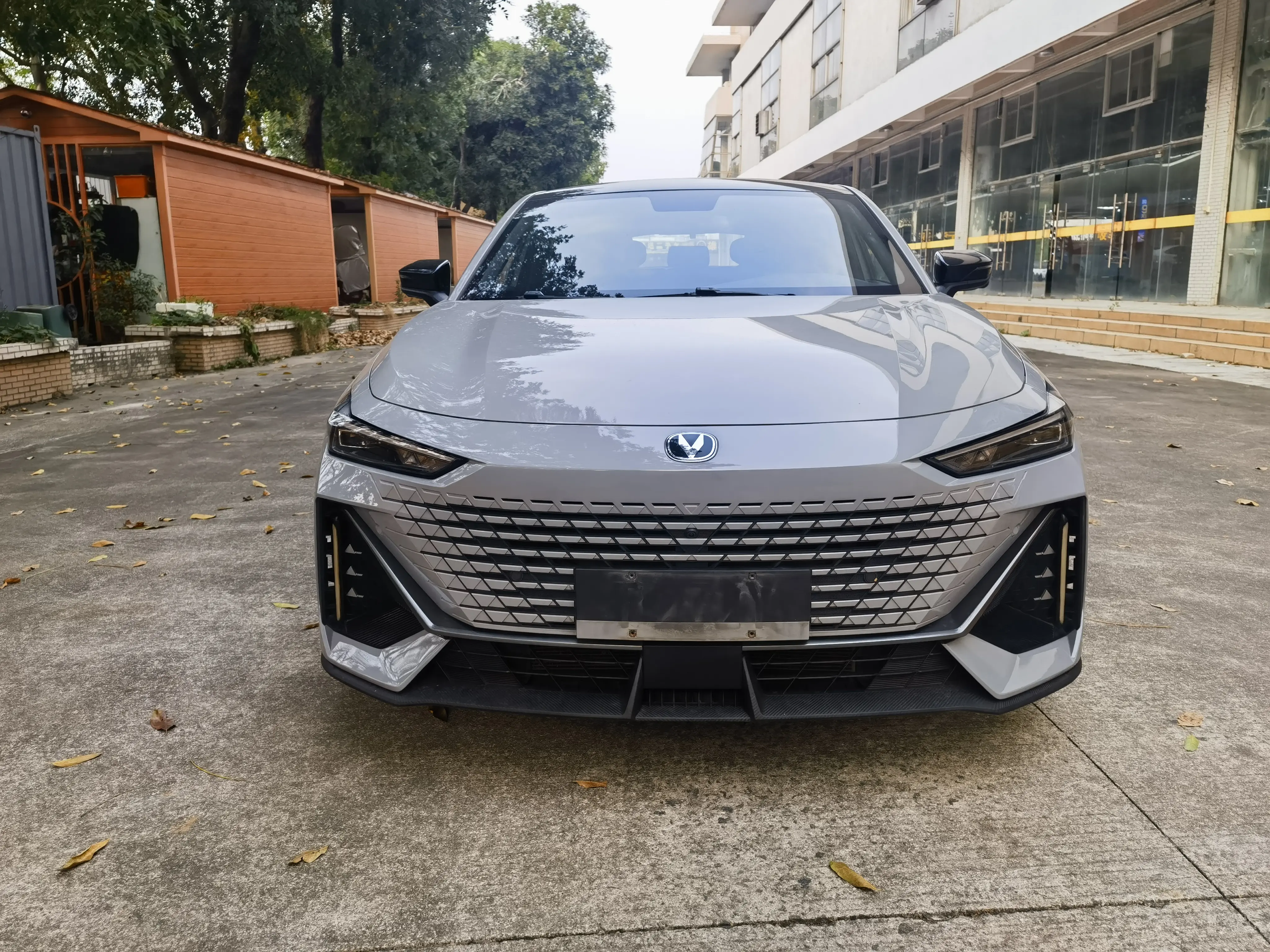 Changan UNI-V  из Китая