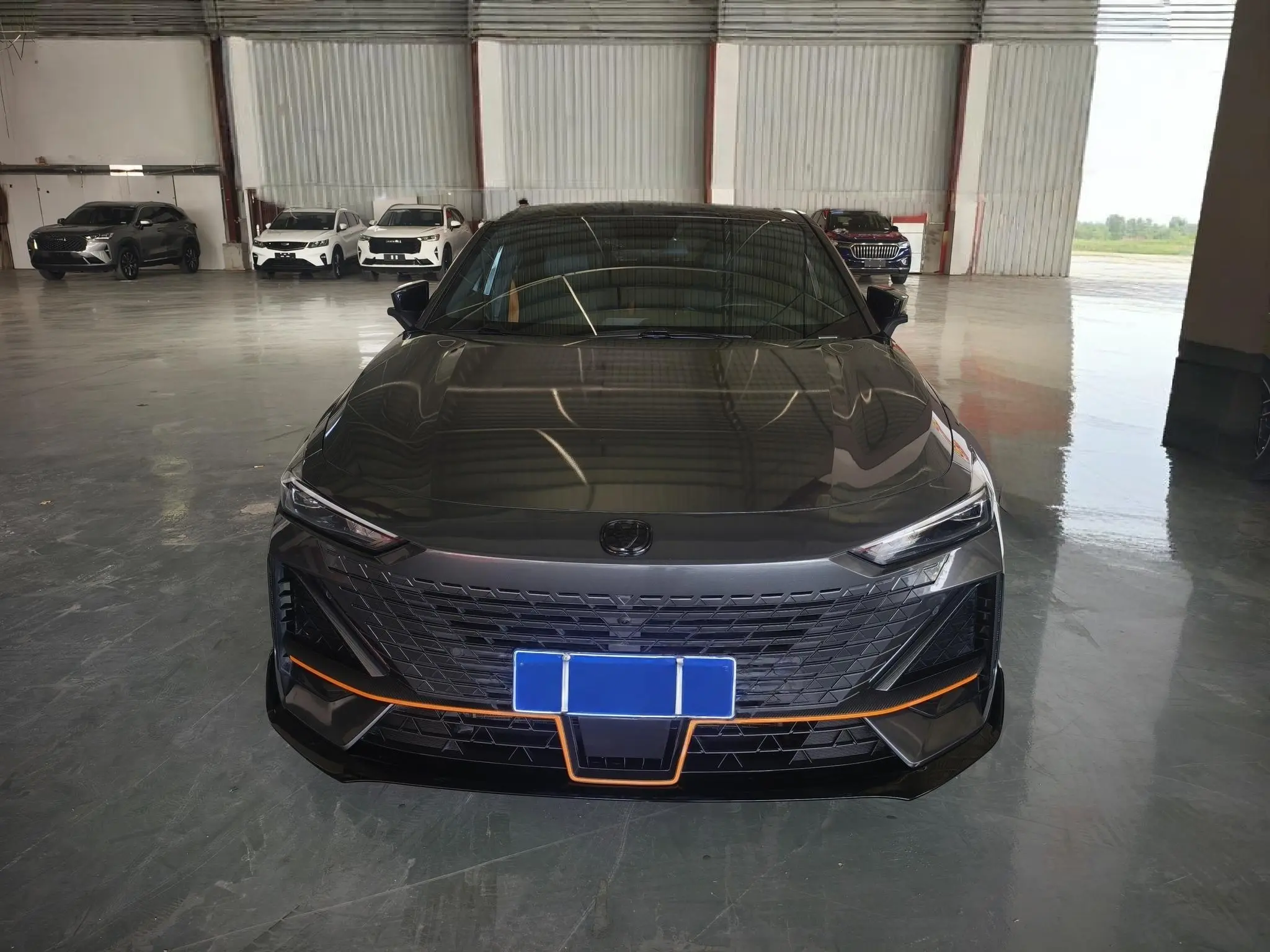 Changan UNI-V  из Китая