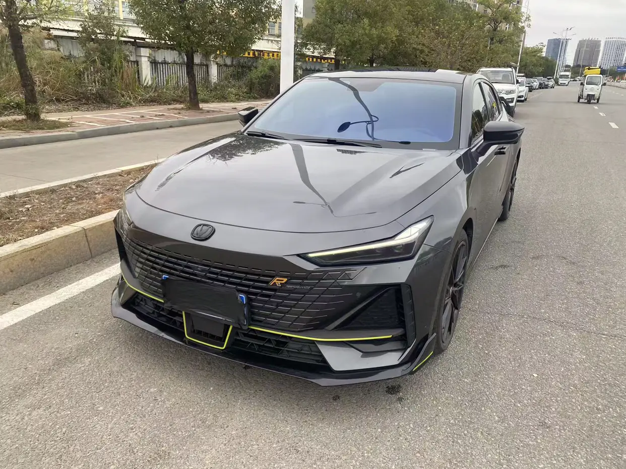 Changan UNI-V  из Китая