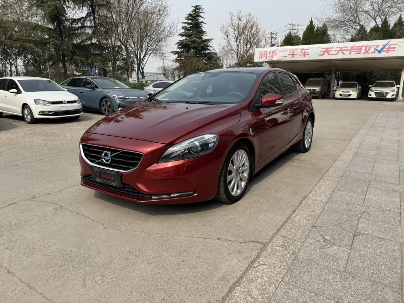 Volvo V40  из Китая