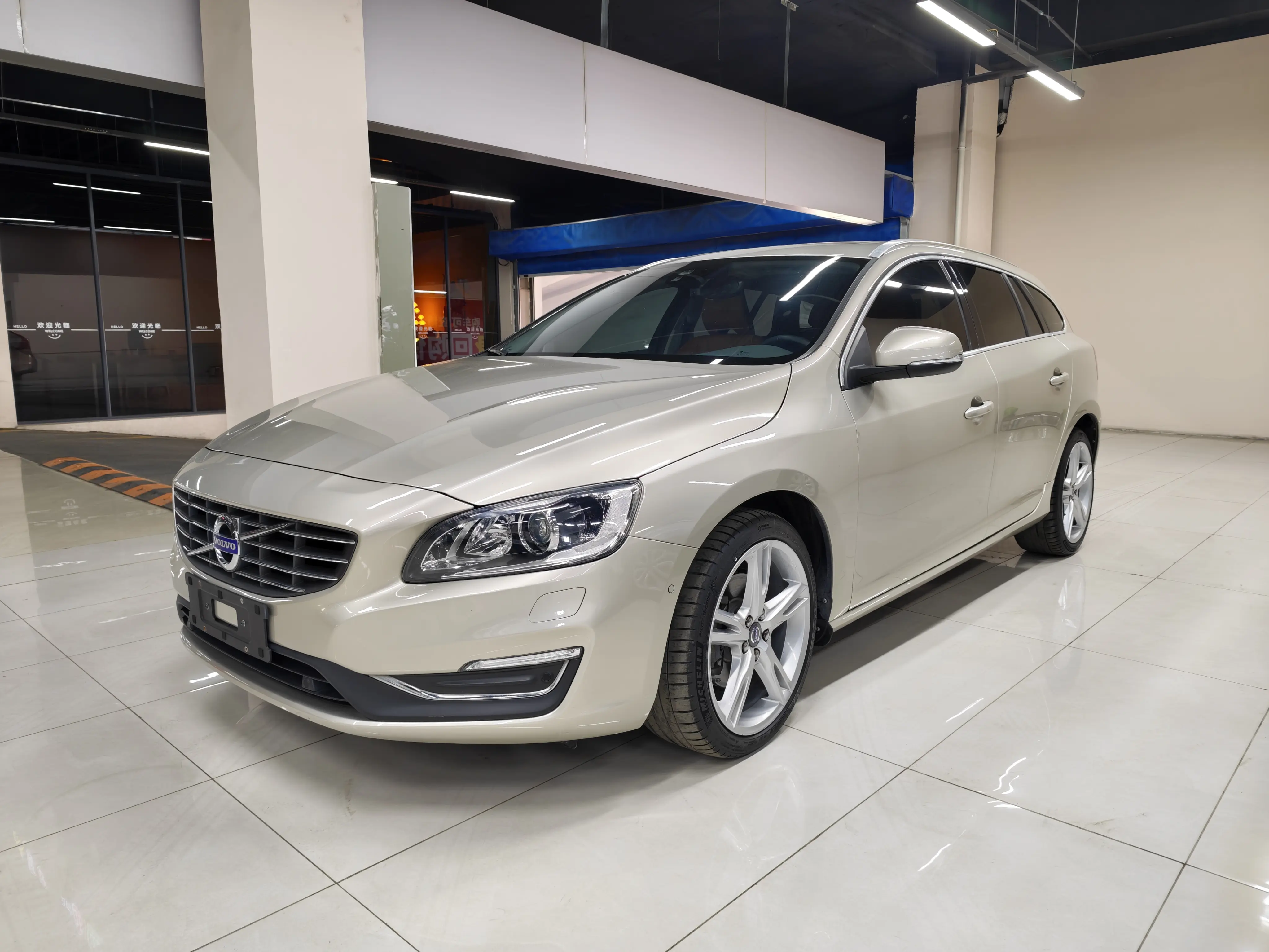 Volvo V60