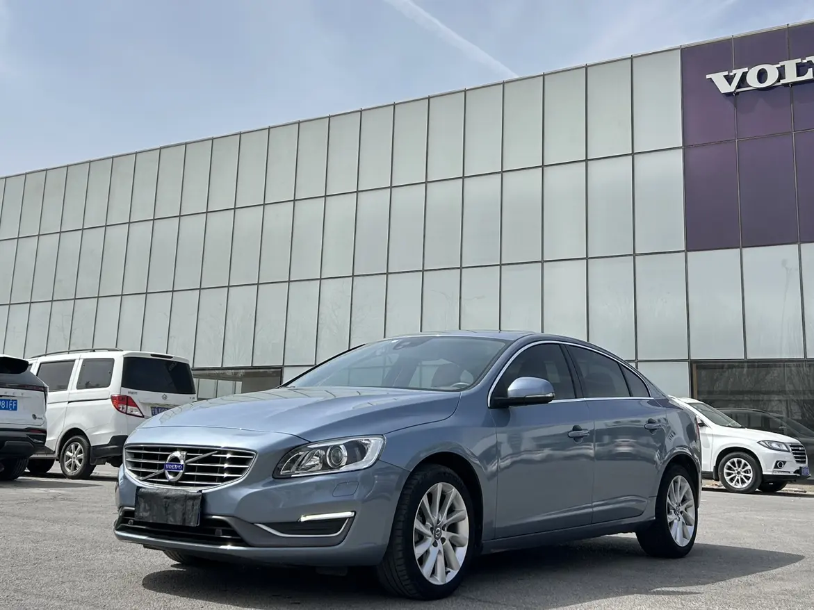 Volvo S60