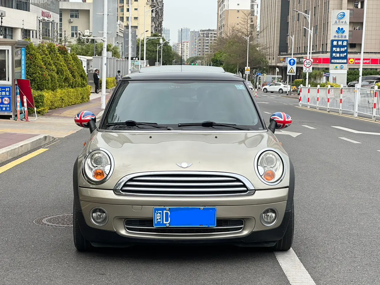 MINI CLUBMAN  из Китая