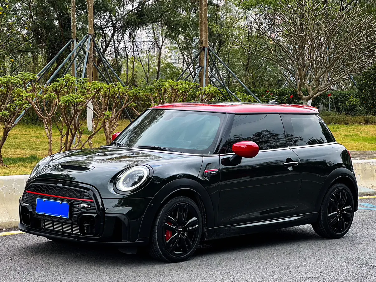 MINI JCW