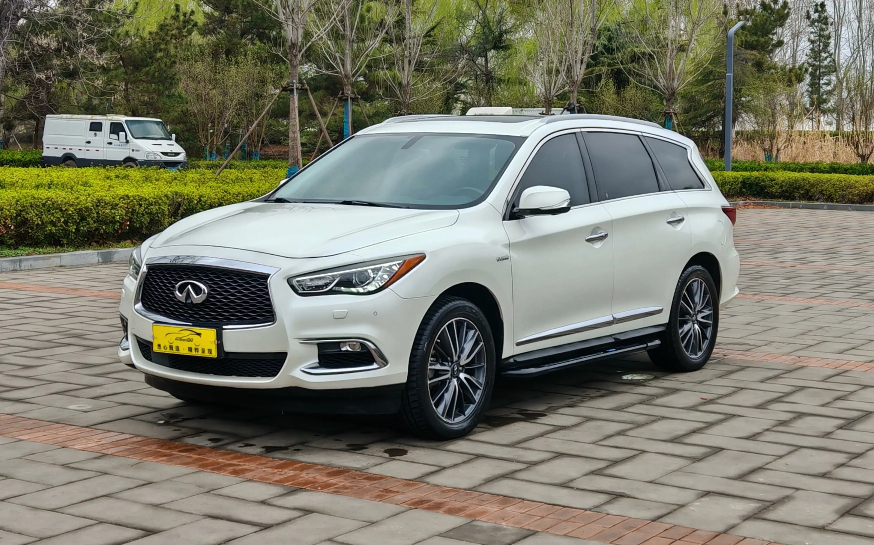 Infiniti QX60  из Китая