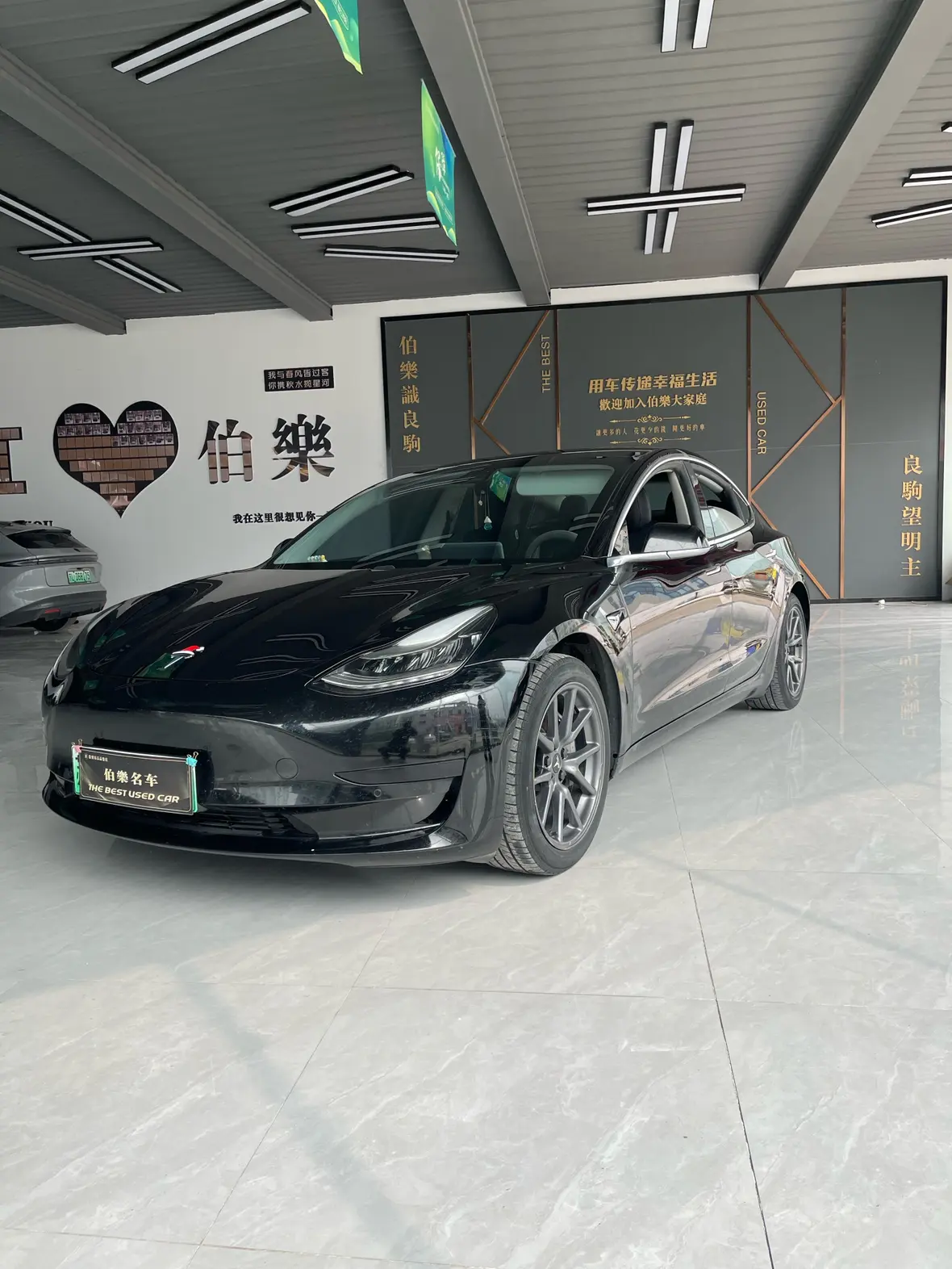 Tesla Model 3  из Китая