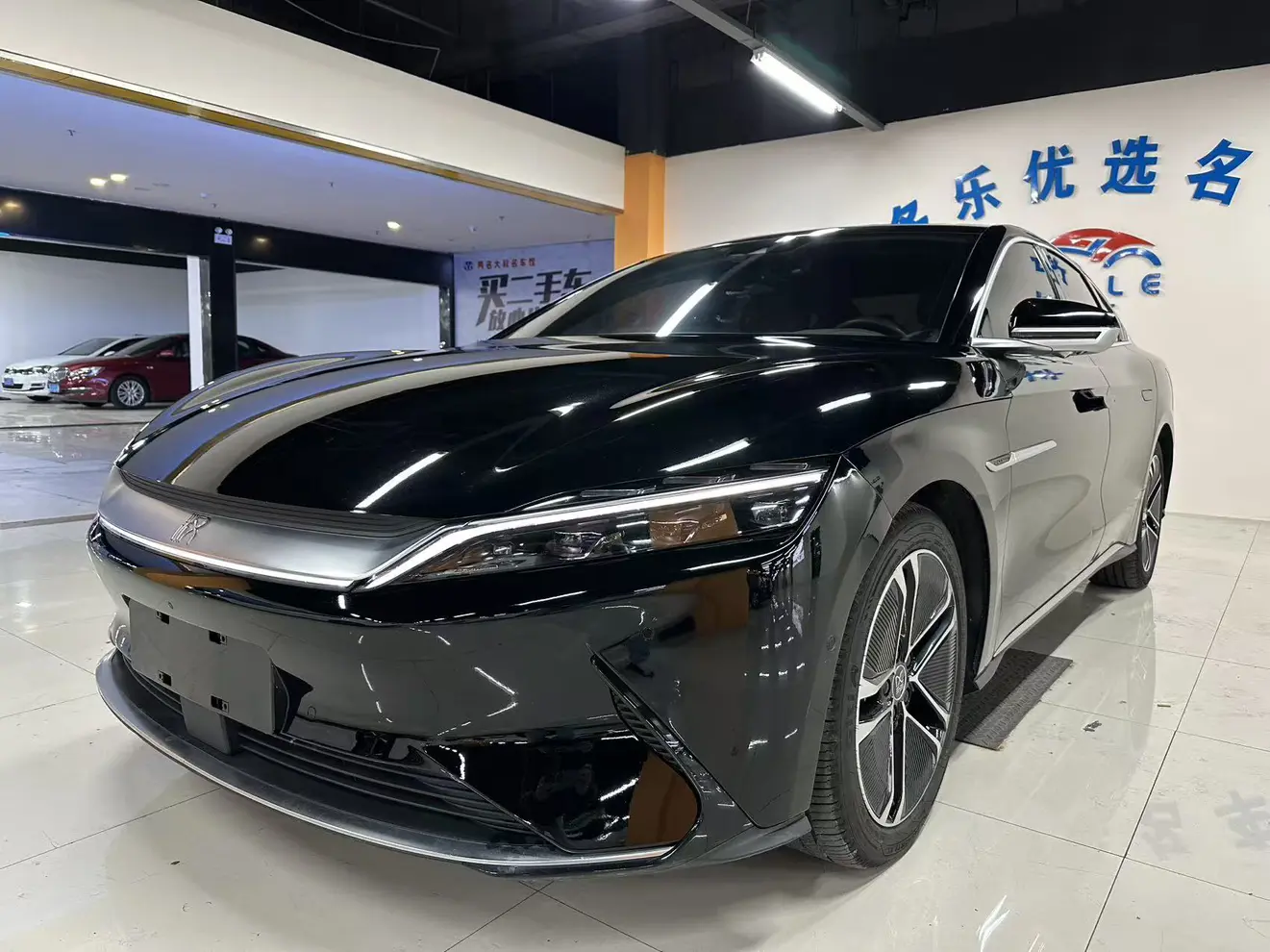 BYD Han EV