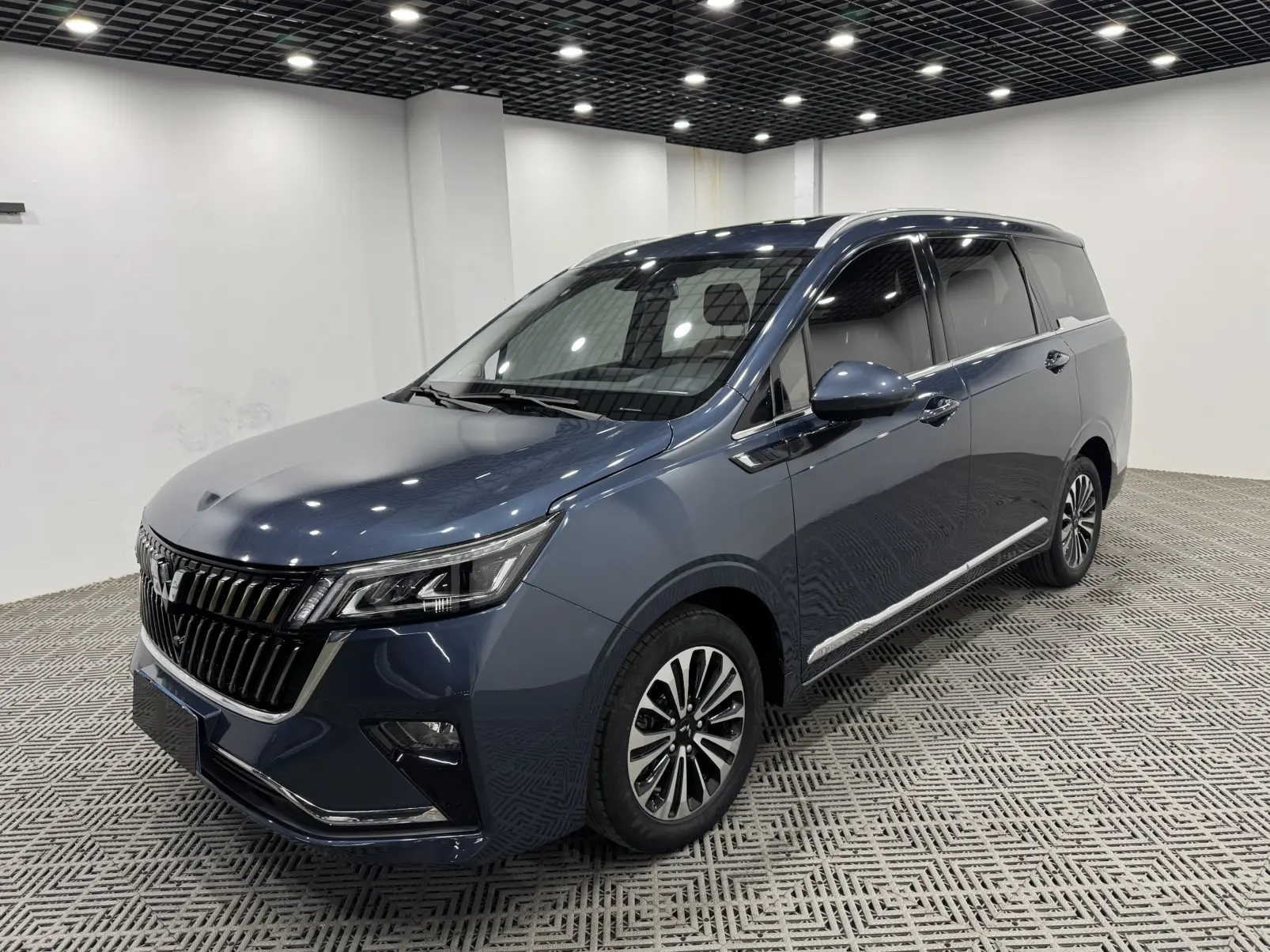 Wuling Jiachen