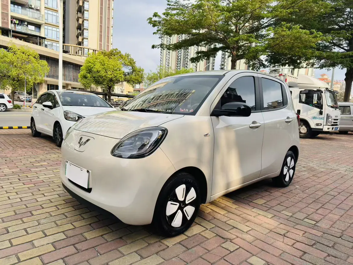 Wuling Hongguang MINIEV  из Китая