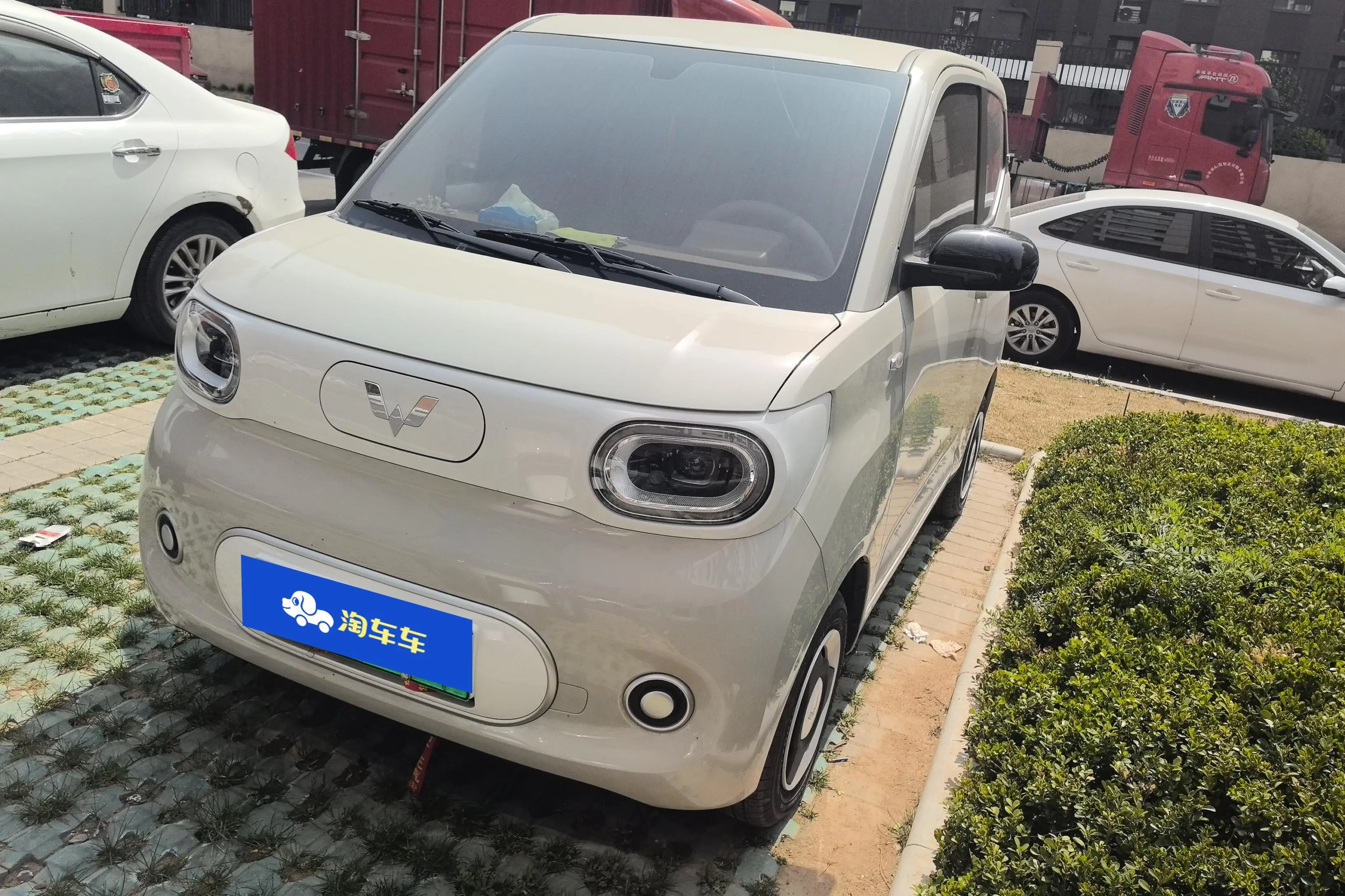 Wuling Hongguang MINIEV  из Китая