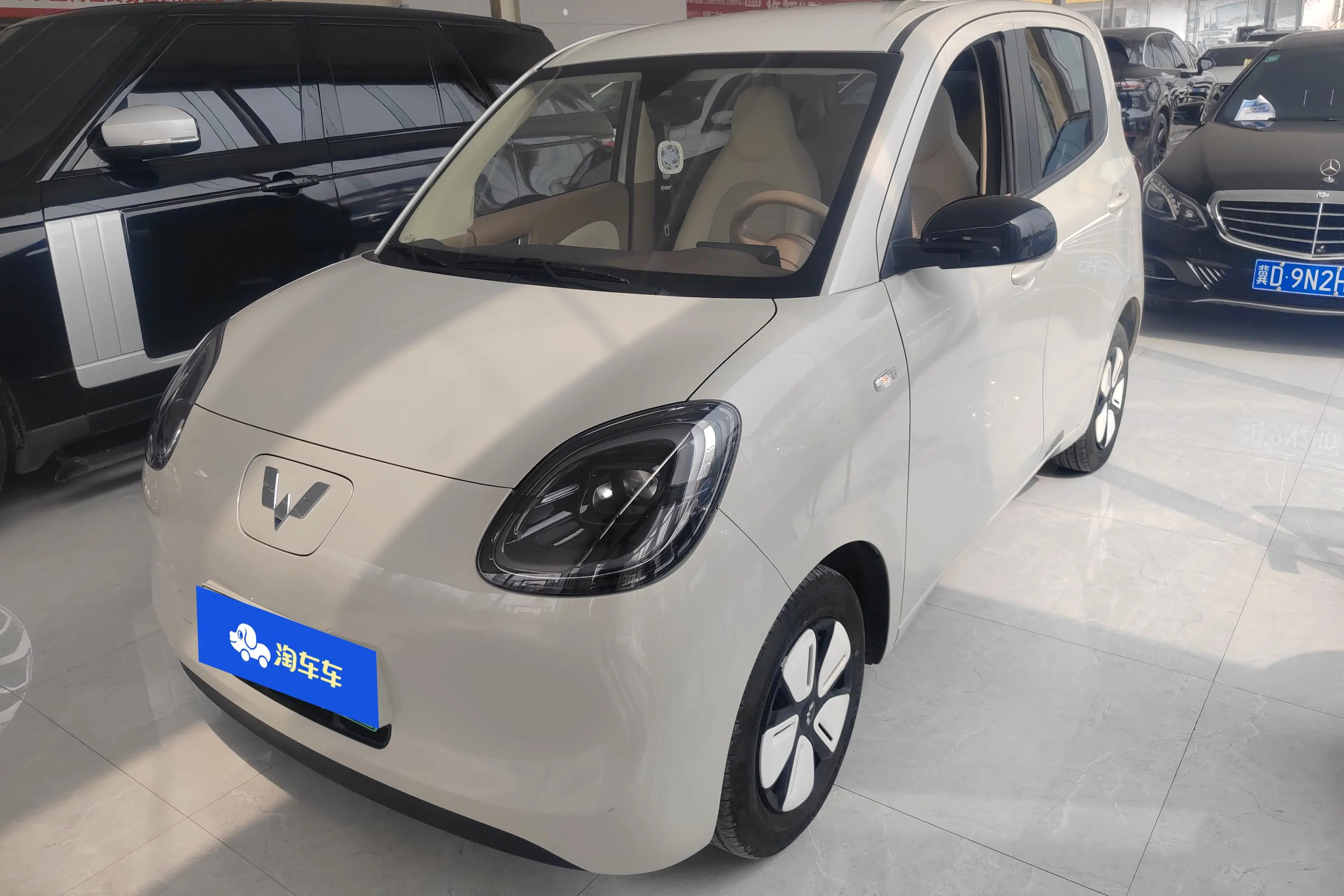 Wuling Hongguang MINIEV  из Китая
