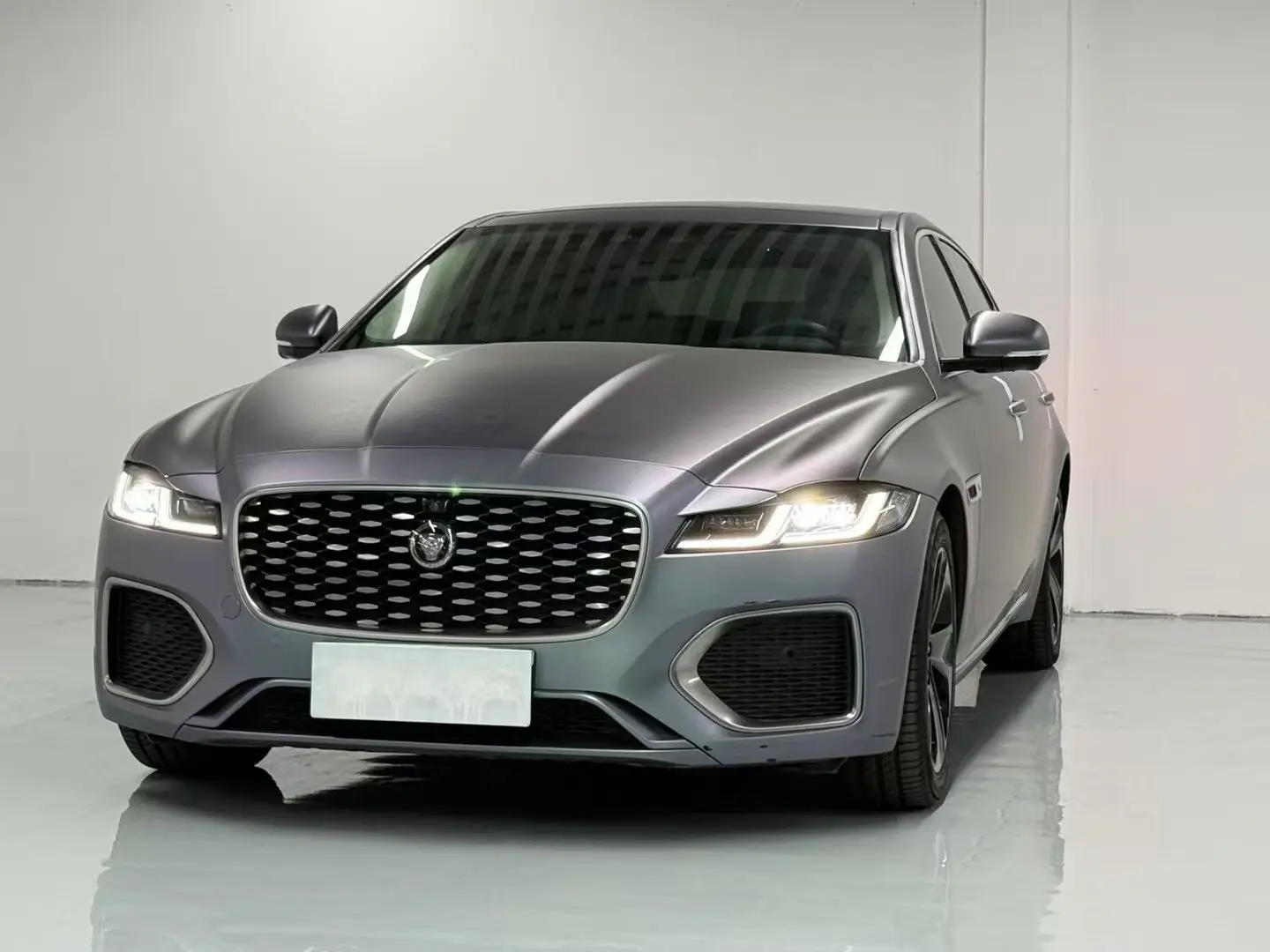 Jaguar XFL