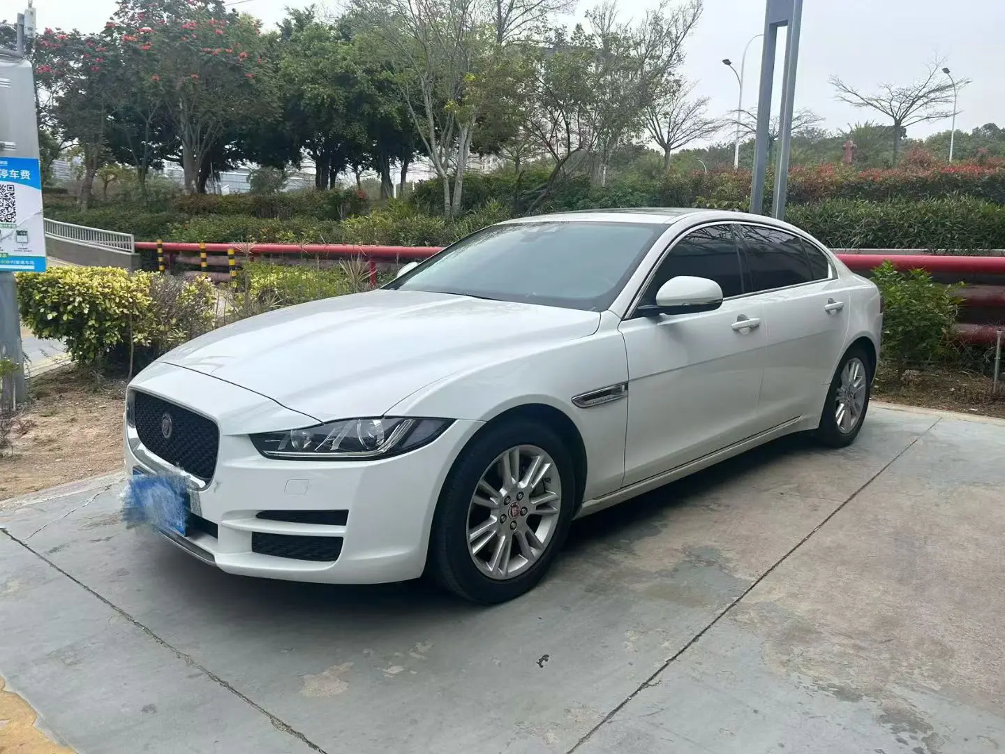 Jaguar XEL