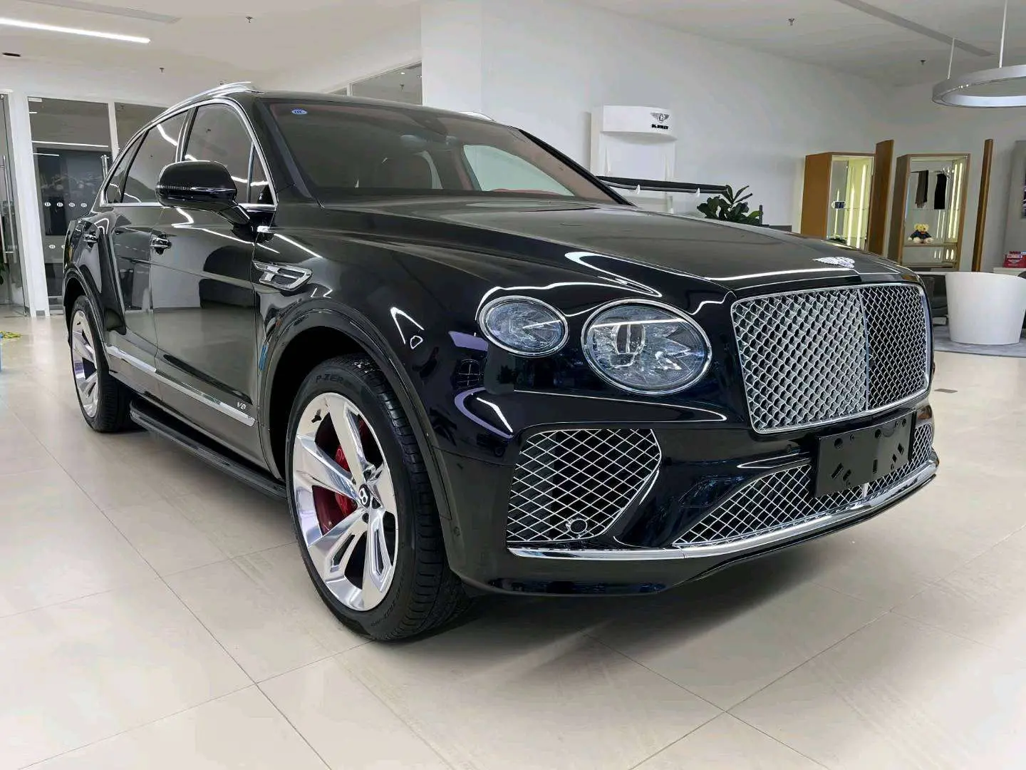 Bentley Bentayga  из Китая