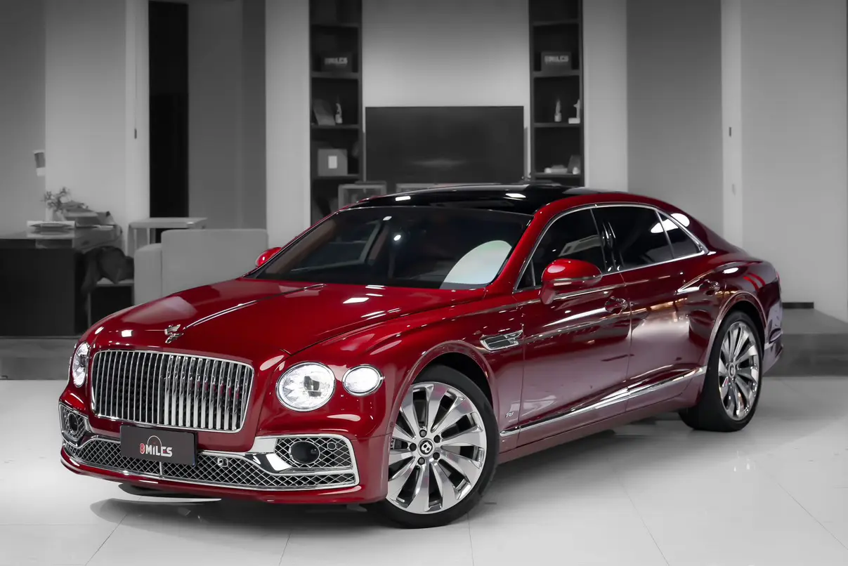 Bentley Galloping