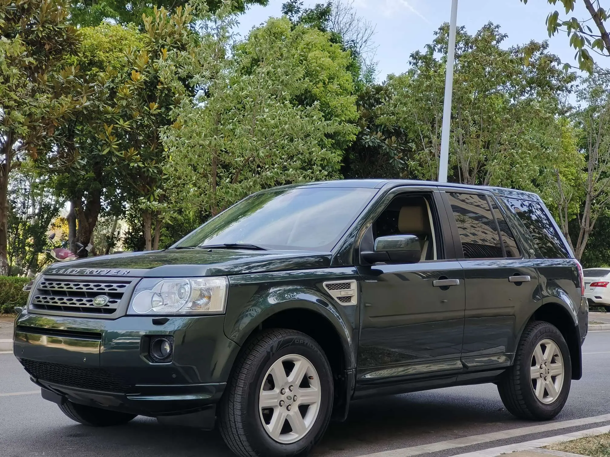 Land Rover Freelander 2