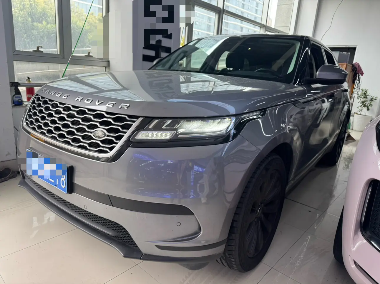 Land Rover Range Rover Velar