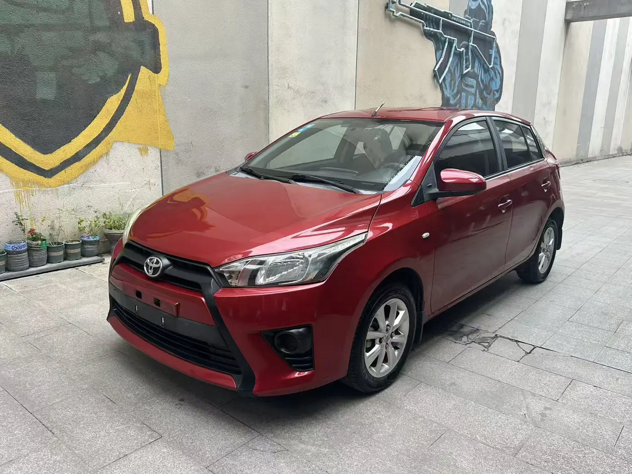 Toyota Yaris L  из Китая