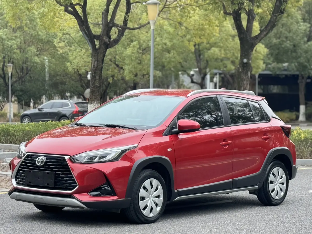 Toyota Yaris L  из Китая