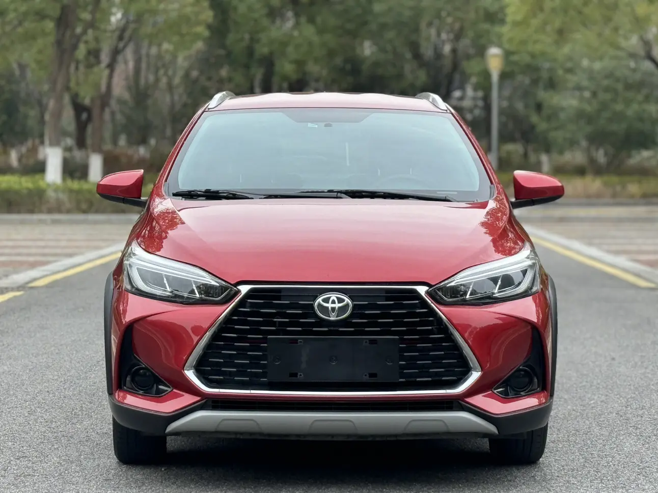 Toyota Yaris L  из Китая