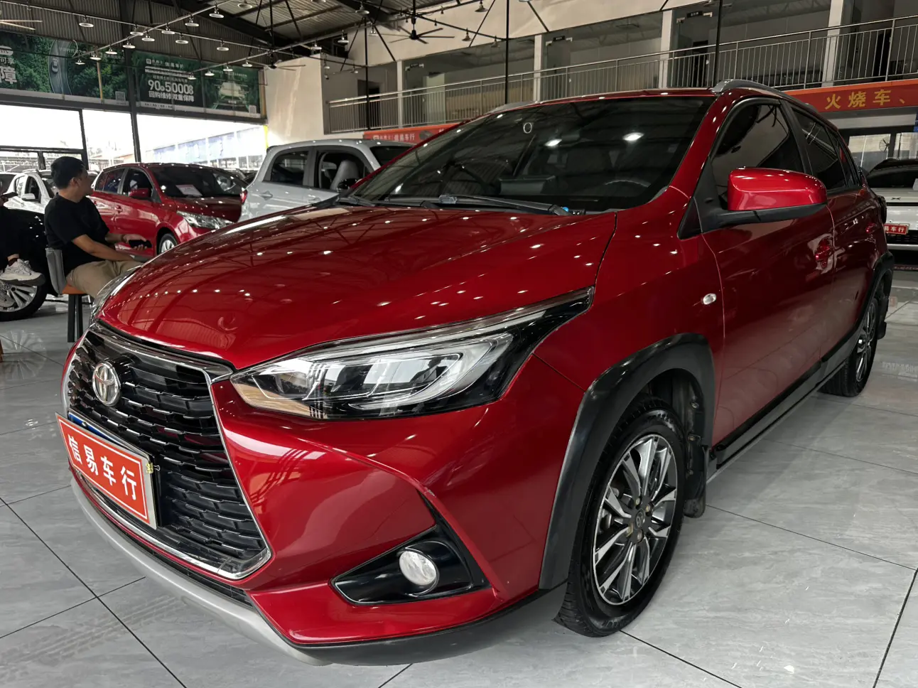 Toyota Yaris L  из Китая