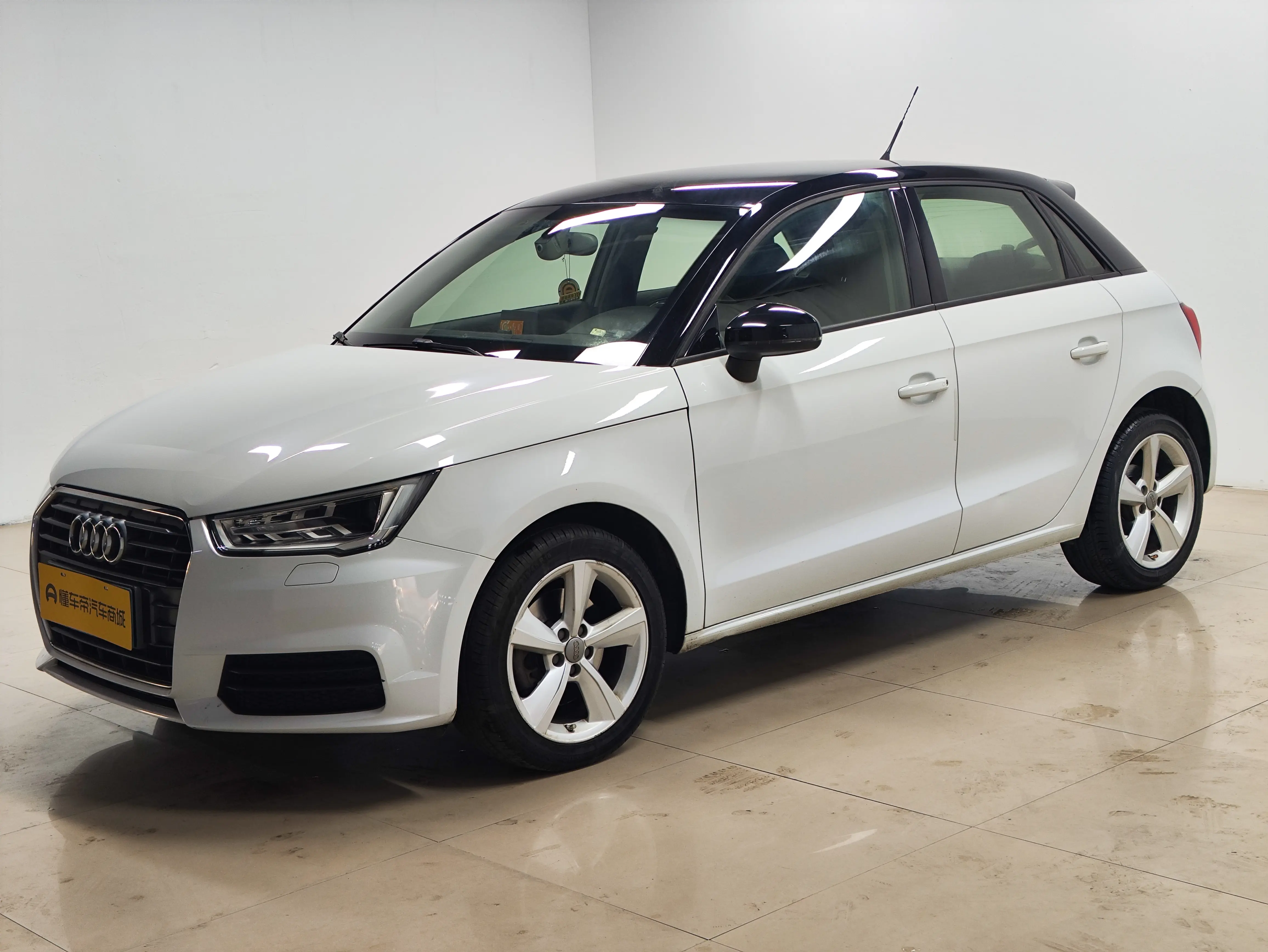Audi A1  из Китая