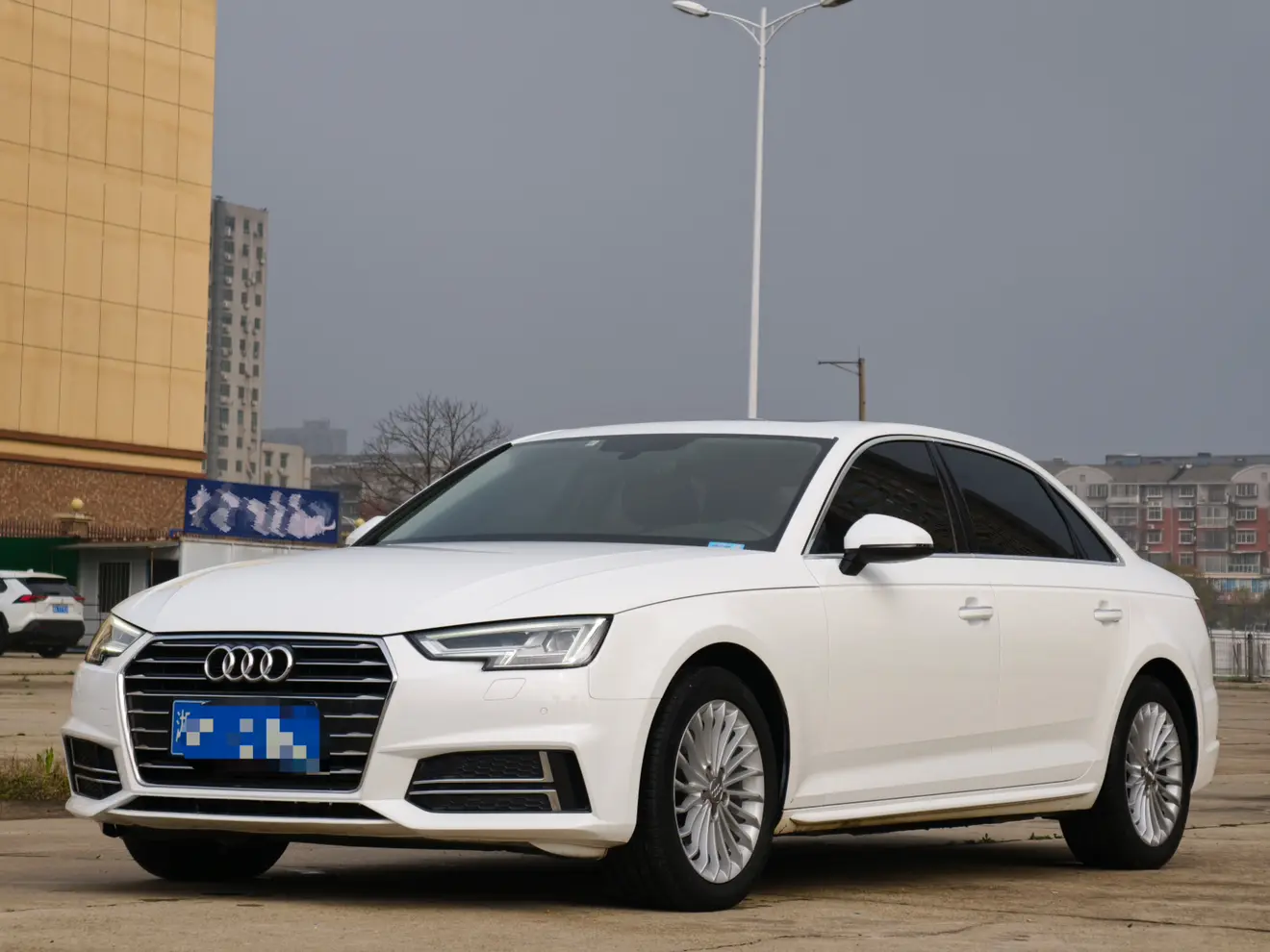 Audi A4L