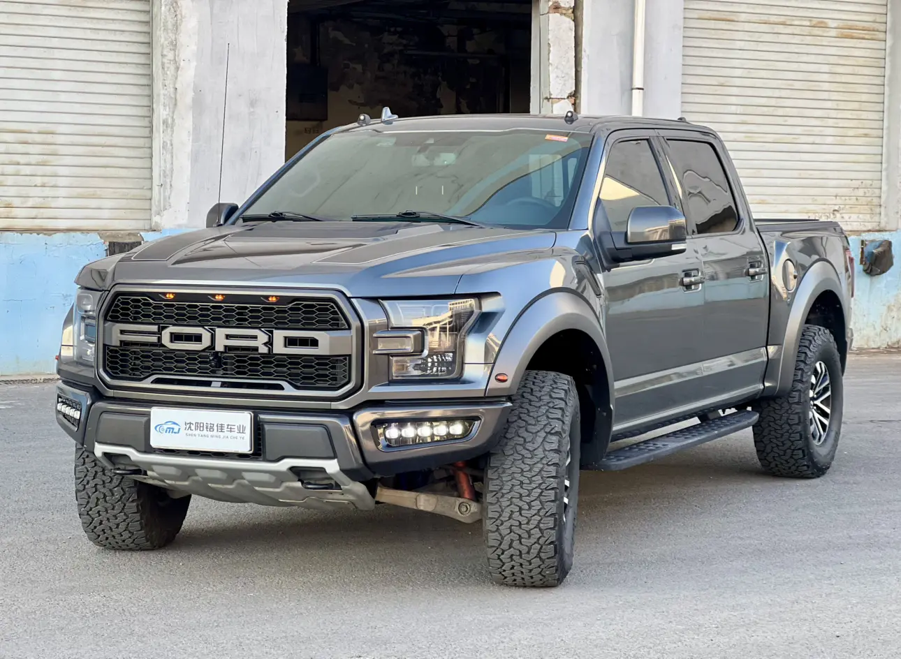 Ford F-150 Raptor  из Китая
