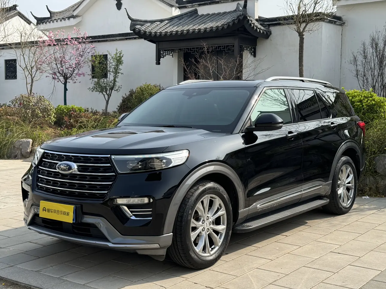 Ford Explorer  из Китая