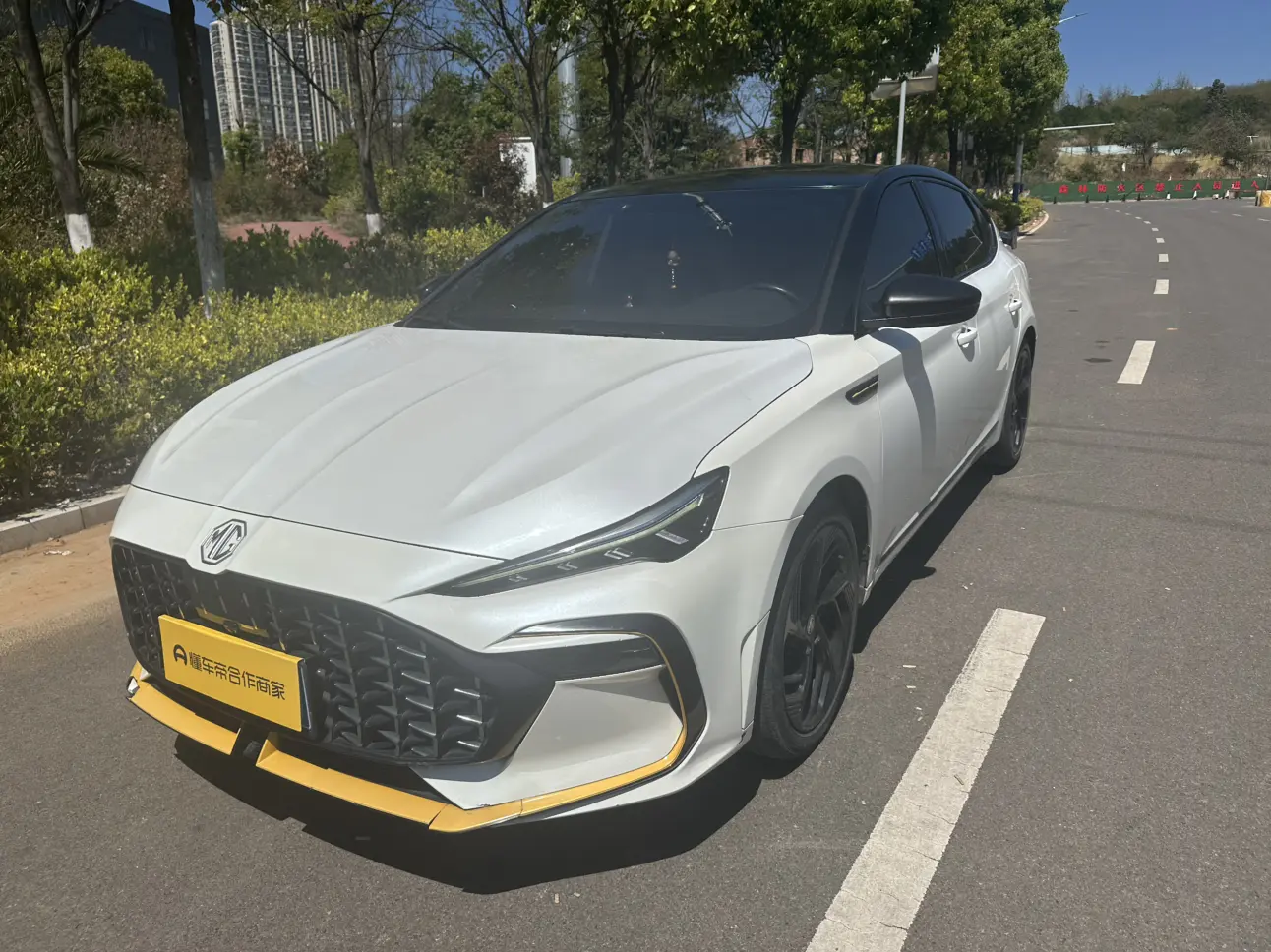 MG 6  из Китая