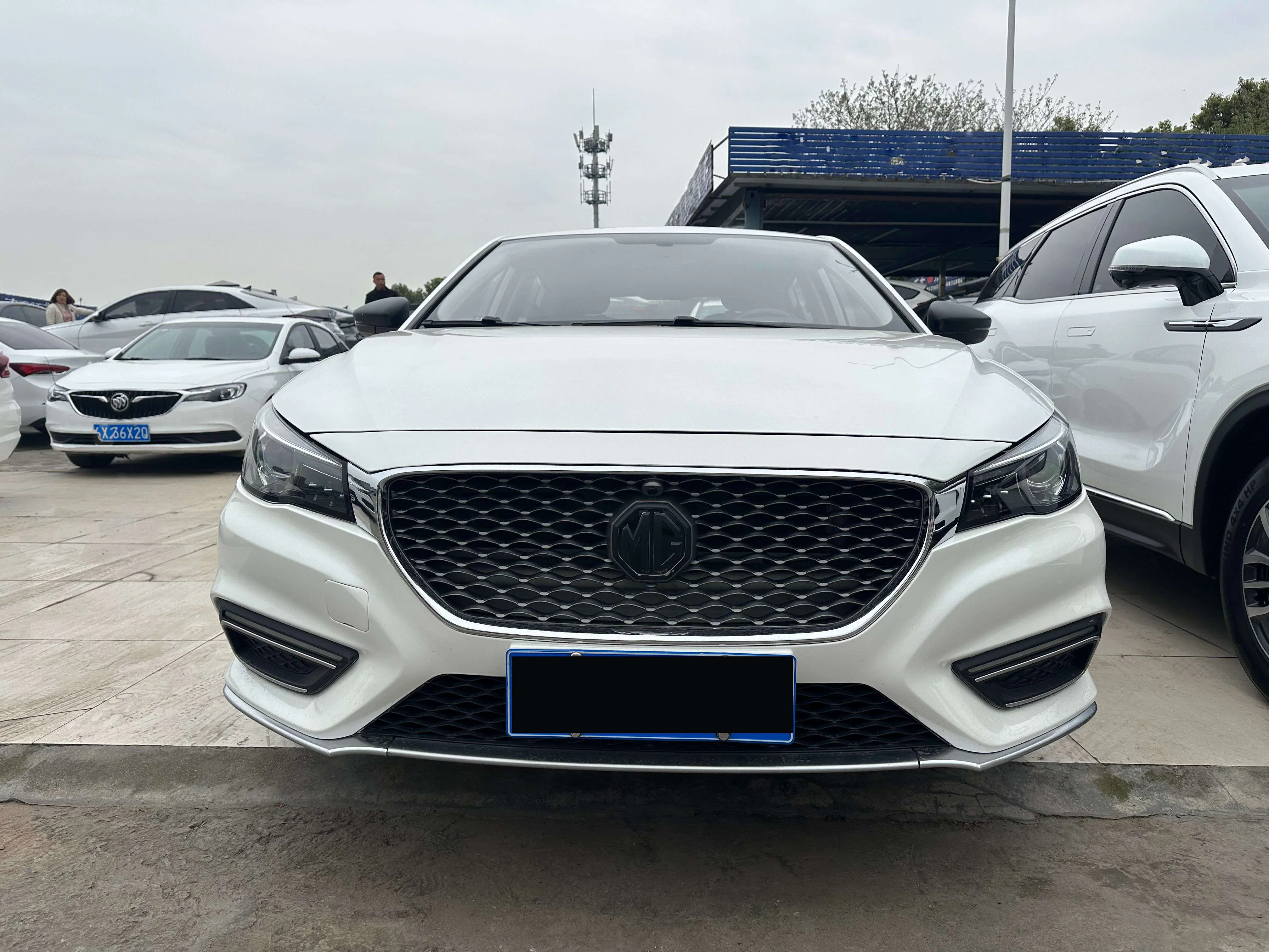 MG 6  из Китая