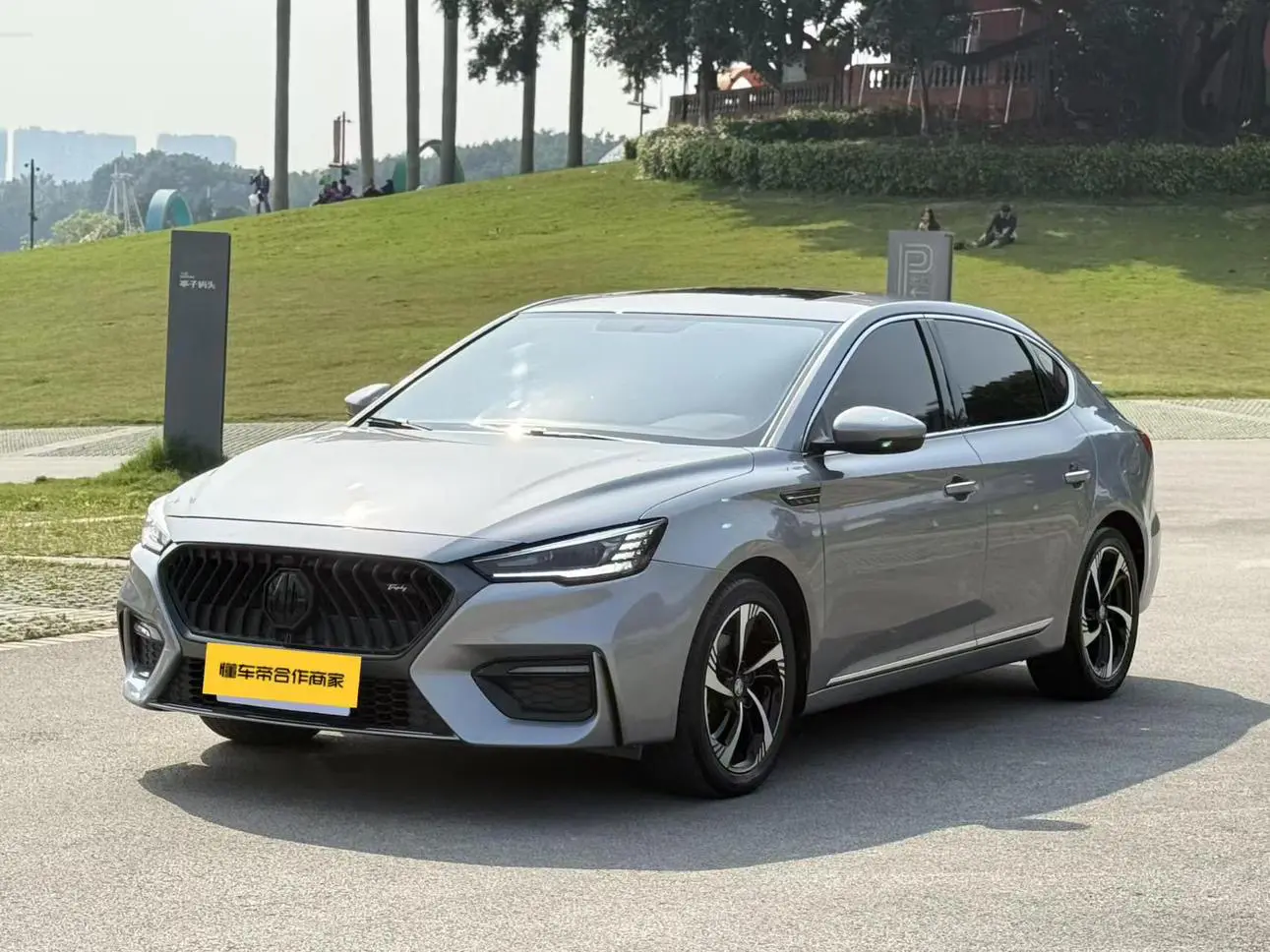 MG 6  из Китая