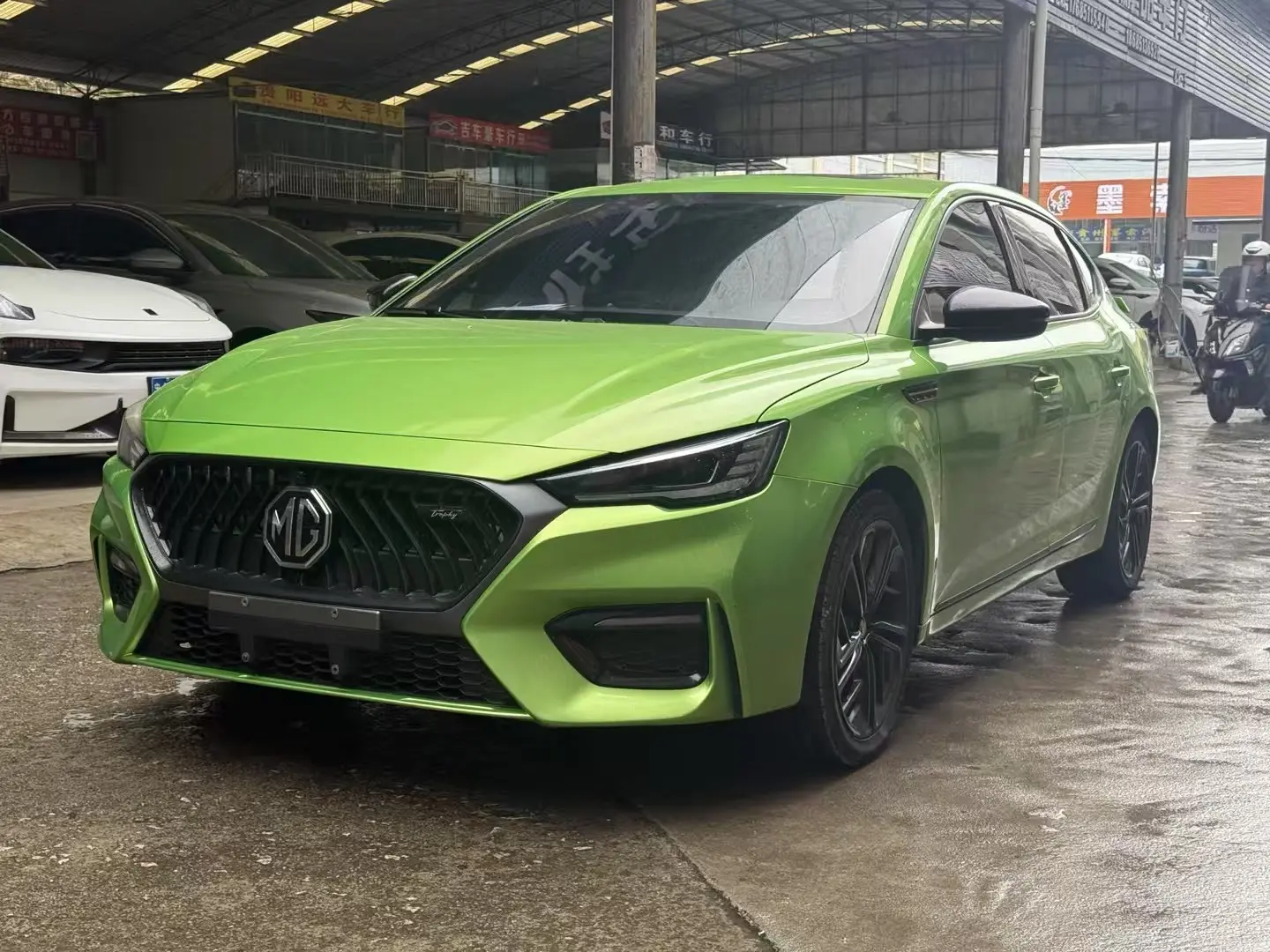 MG 6  из Китая