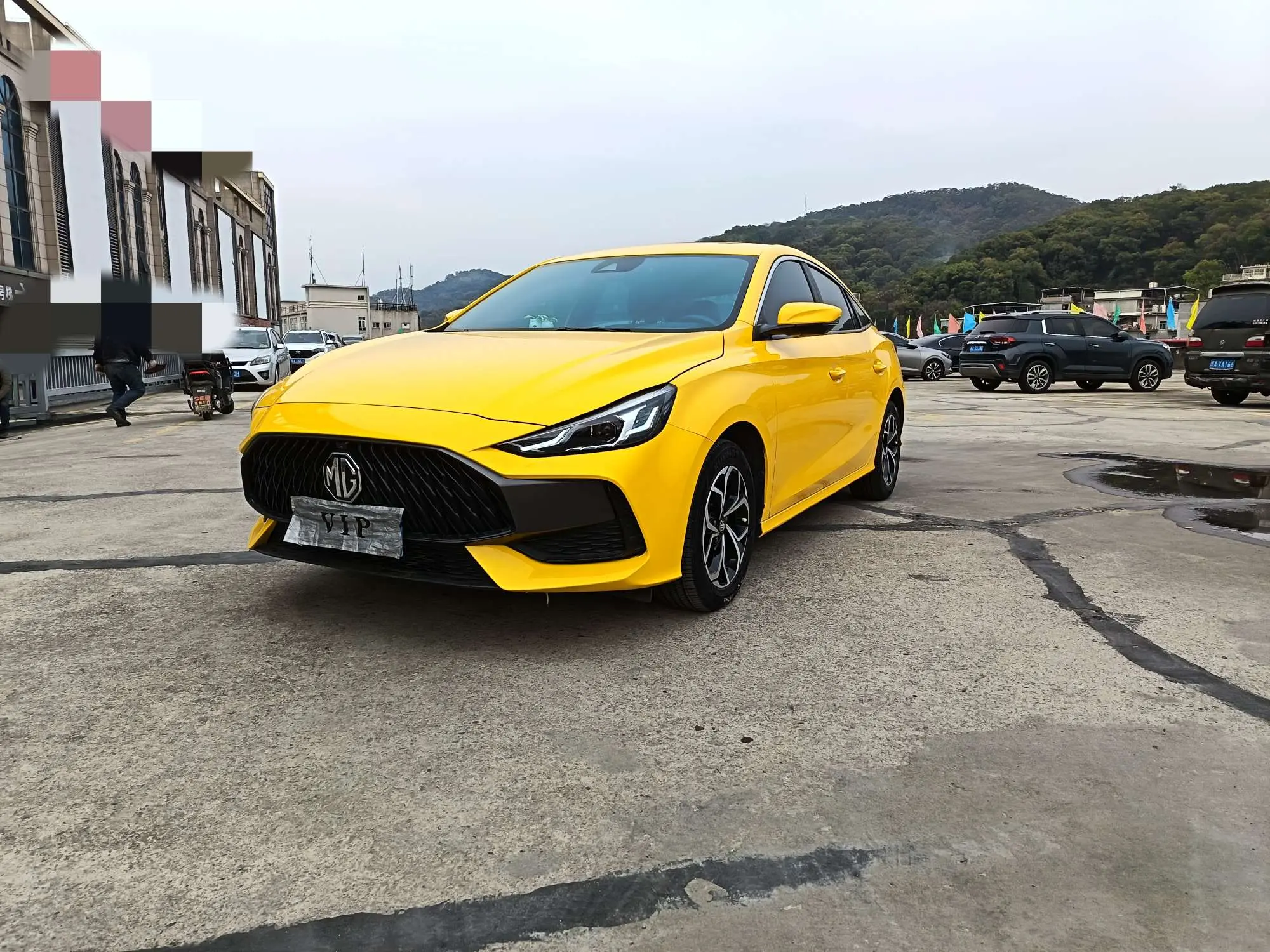 MG 5  из Китая