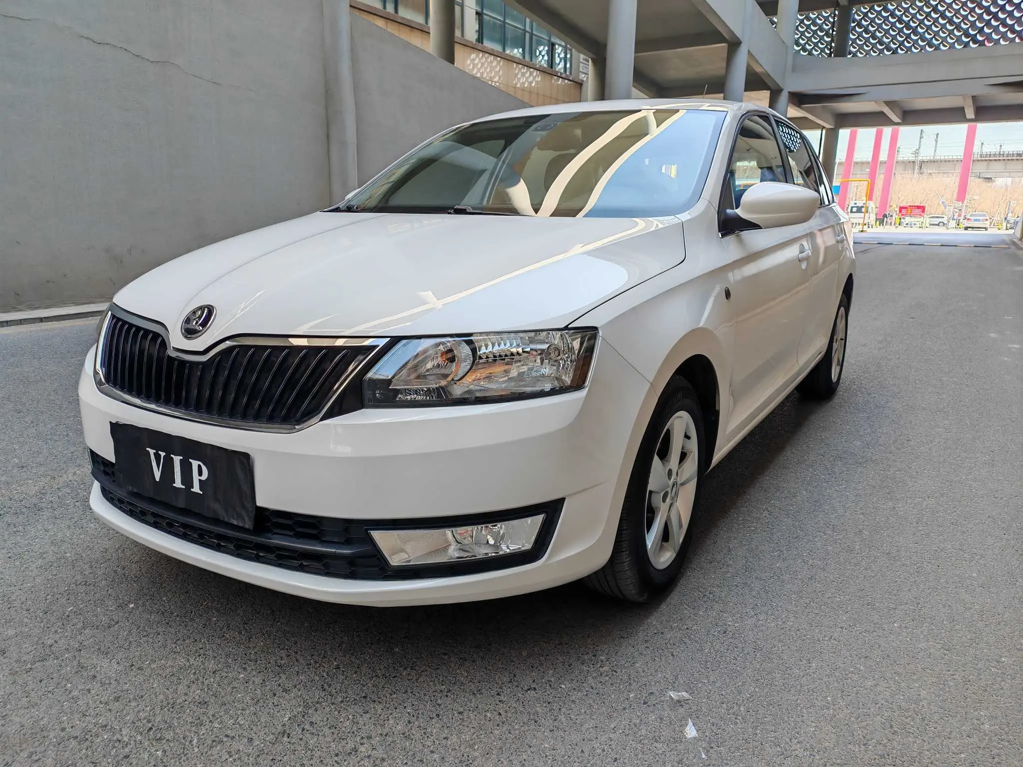 Skoda Xin Dong  из Китая