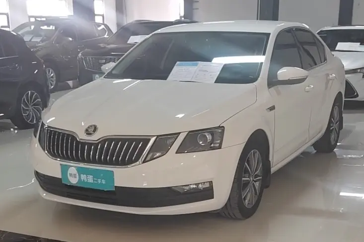 Skoda Octavia  из Китая