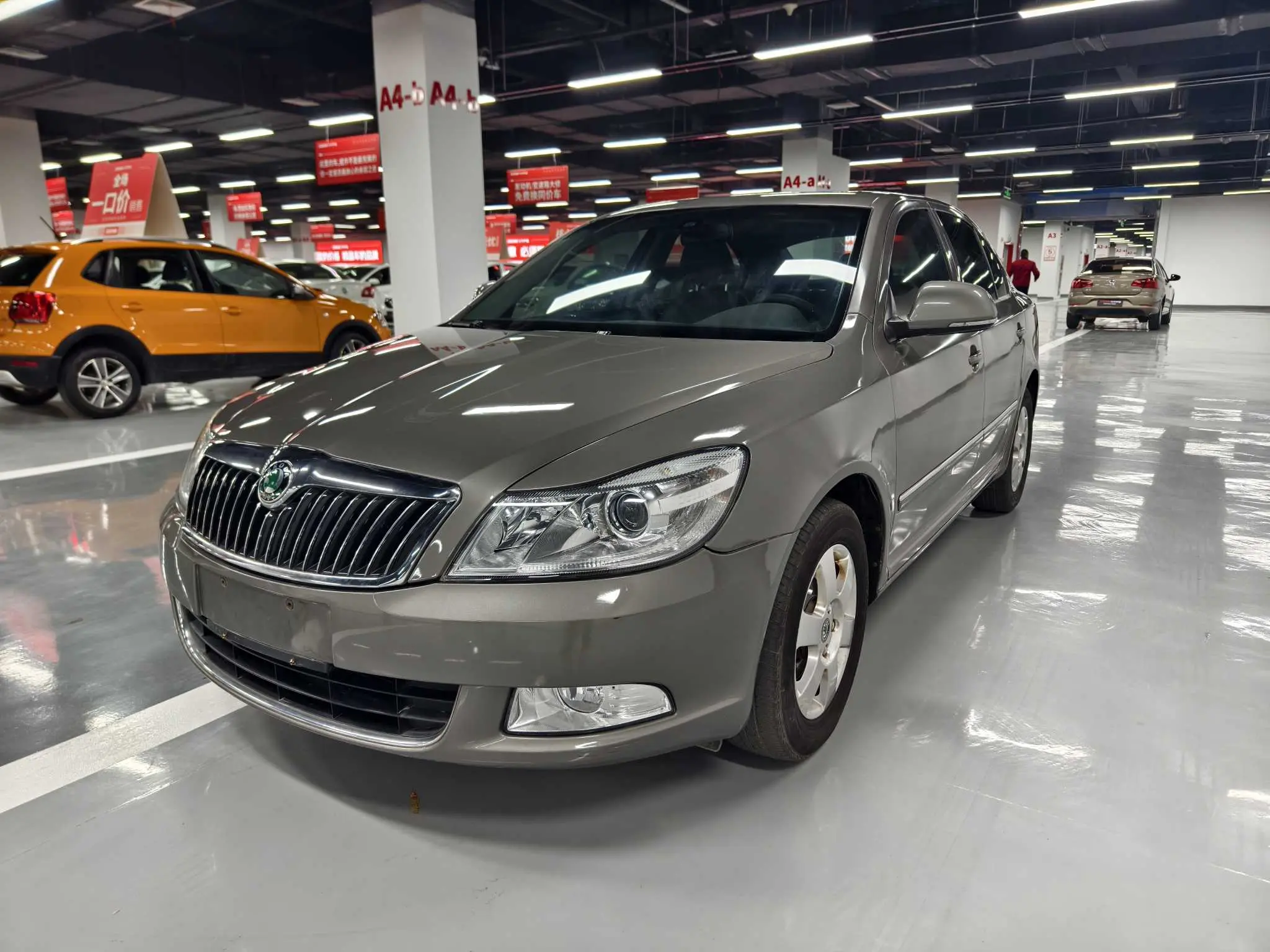 Skoda Octavia  из Китая