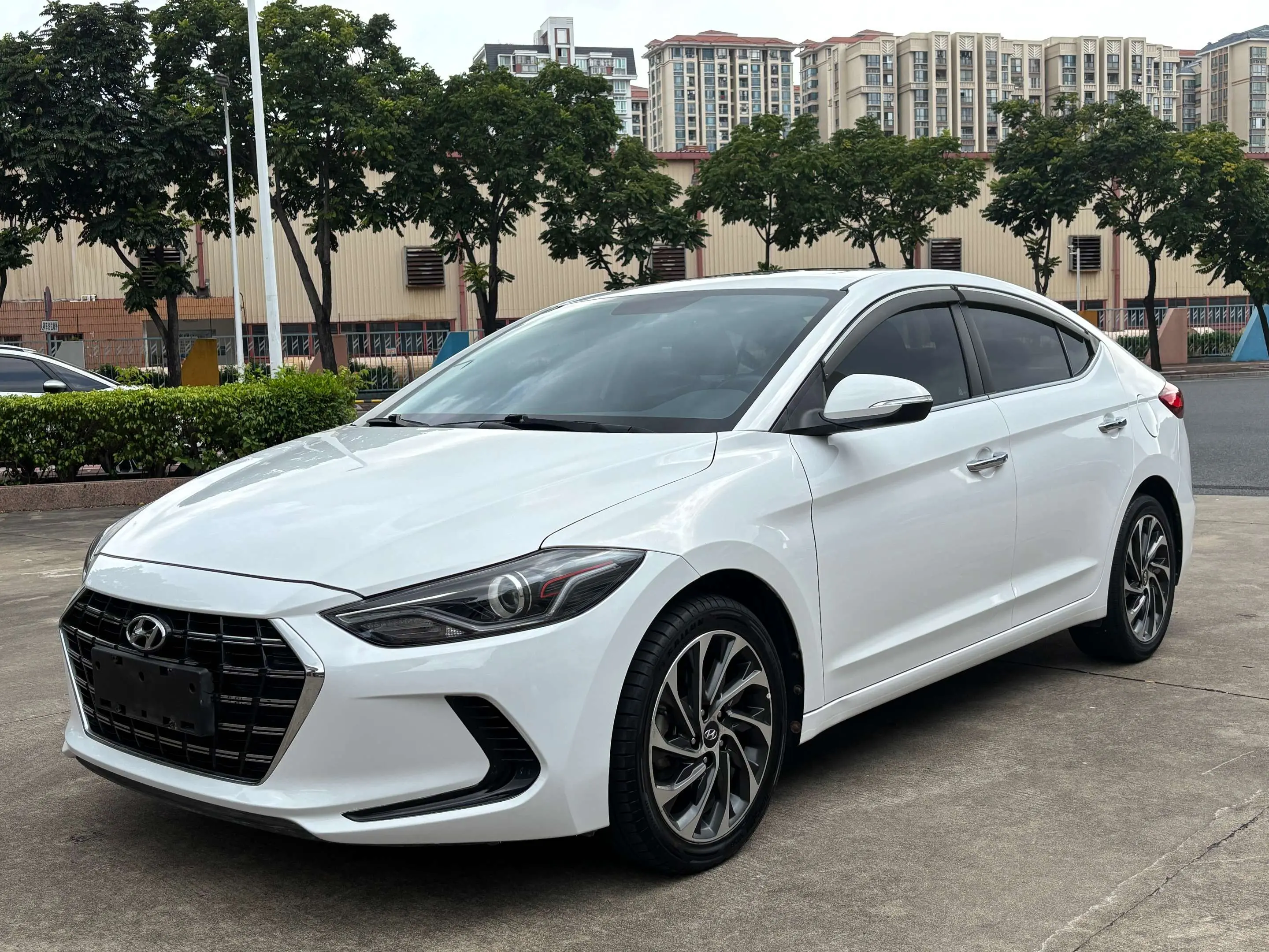 Hyundai Lead