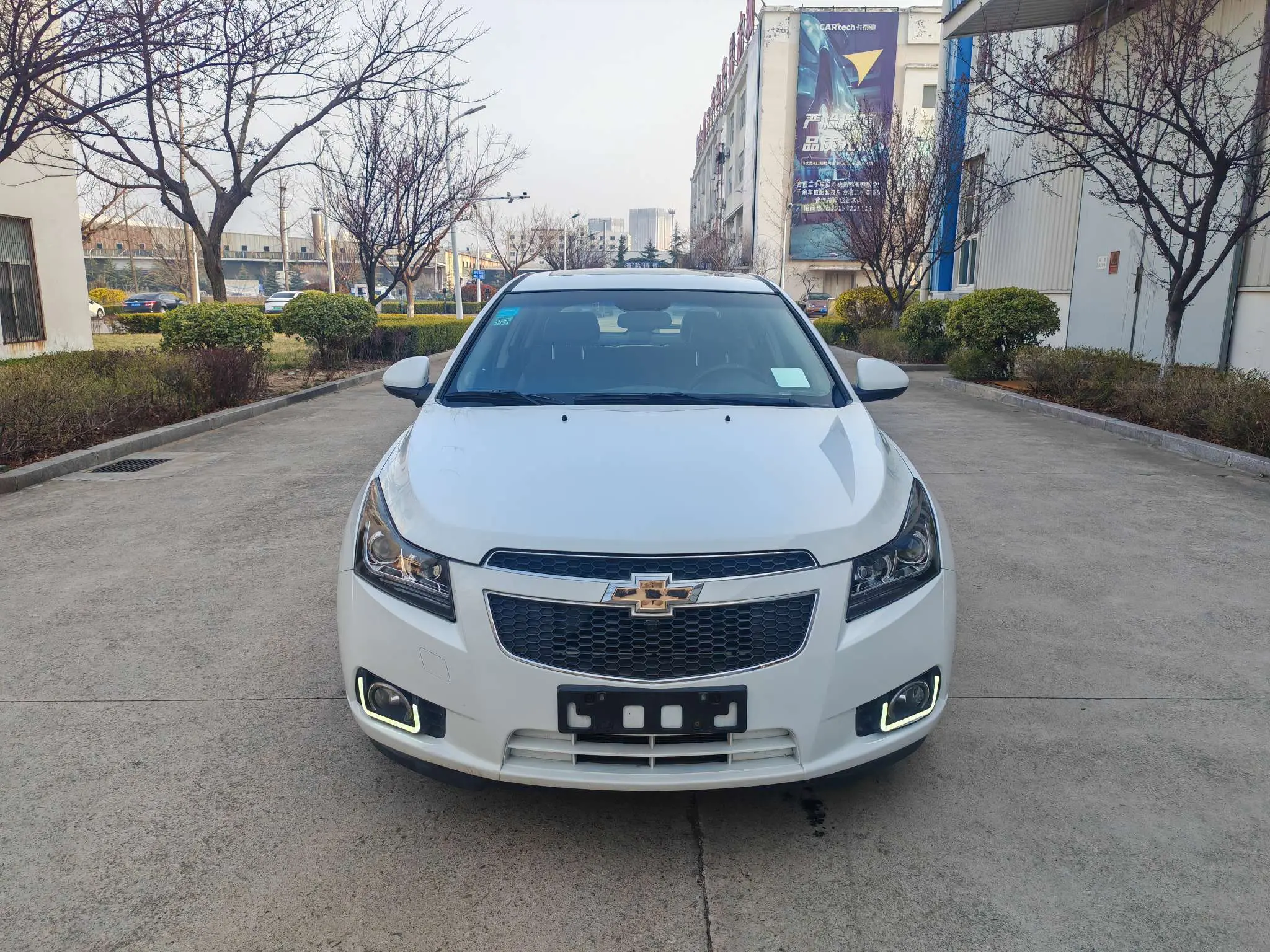 Chevrolet Monza (Cruze)  из Китая