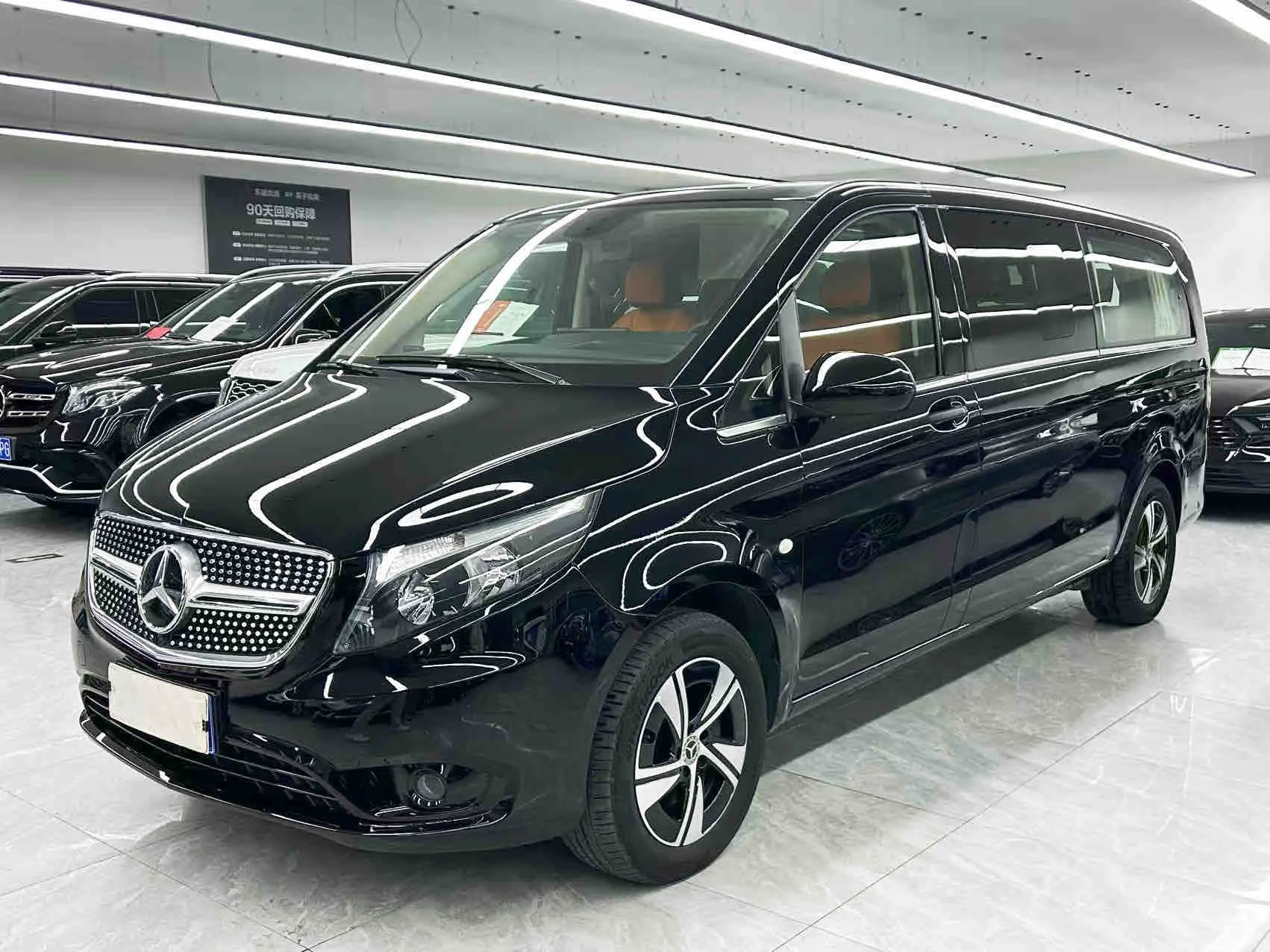 Mercedes-Benz Vito  из Китая