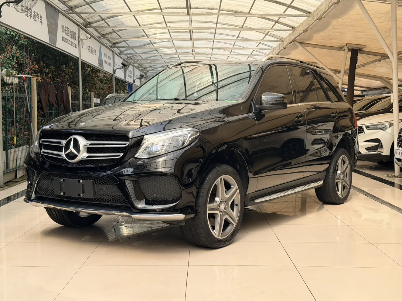 Mercedes-Benz GLE (Imported)