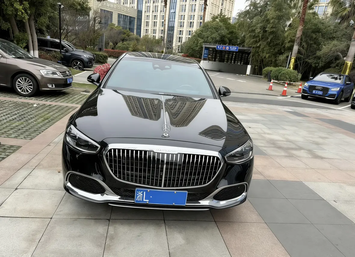 Mercedes-Benz Maybach S-Class