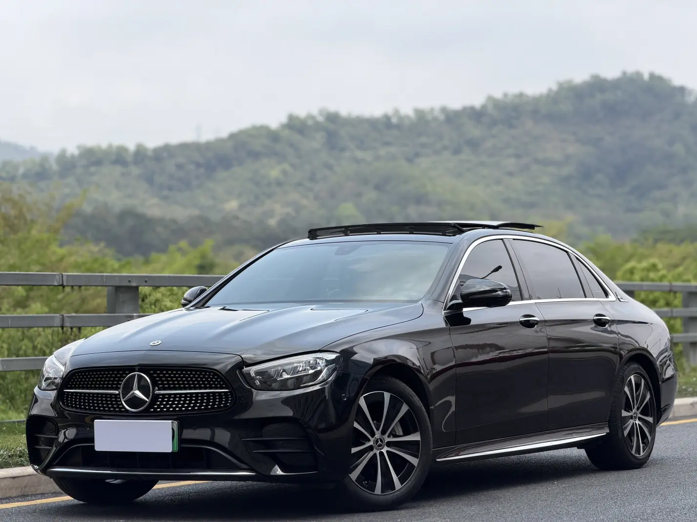 Mercedes-Benz E-Class PHEV