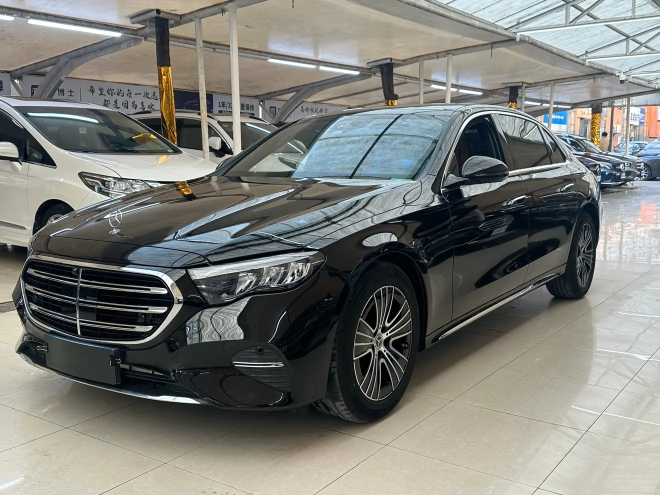 Mercedes-Benz E-Class  из Китая