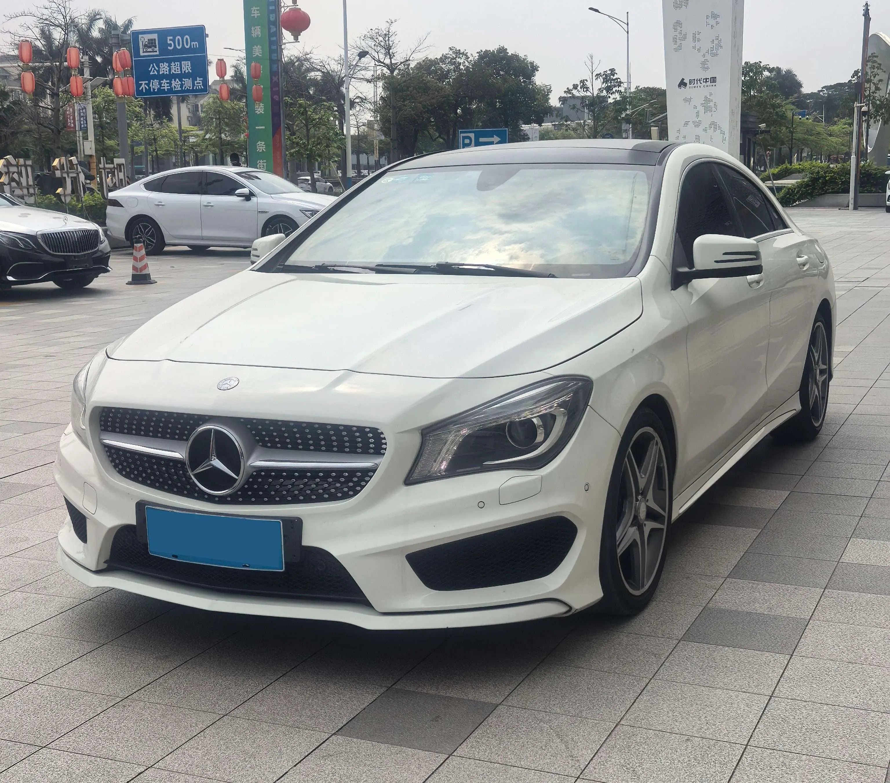Mercedes-Benz CLA (Imported)  из Китая