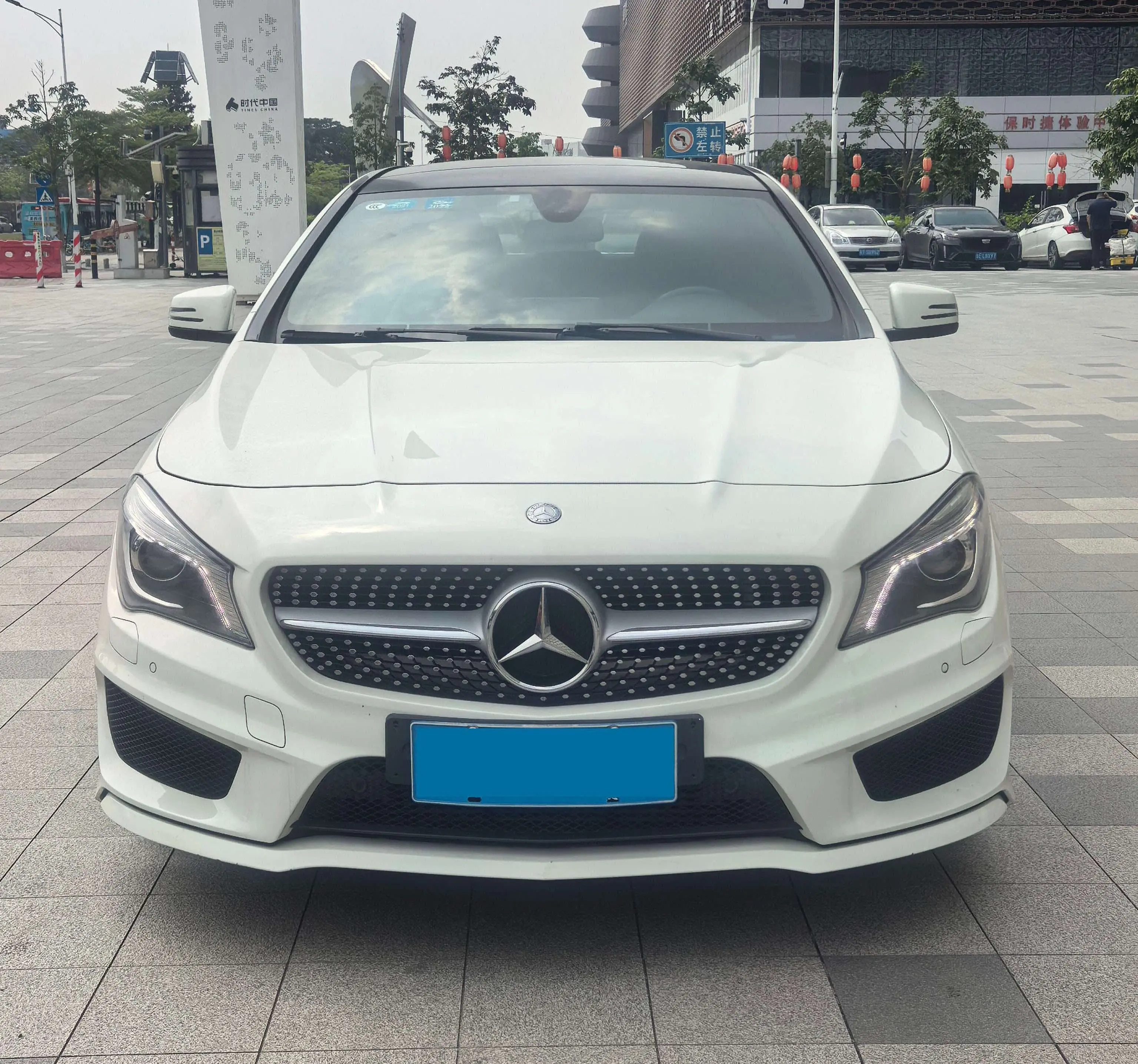 Mercedes-Benz CLA (Imported)  из Китая