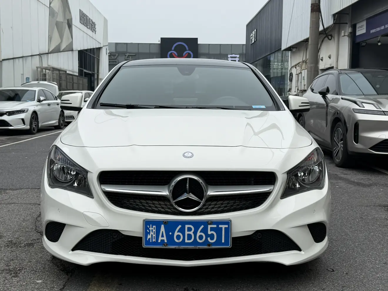 Mercedes-Benz CLA (Imported)  из Китая