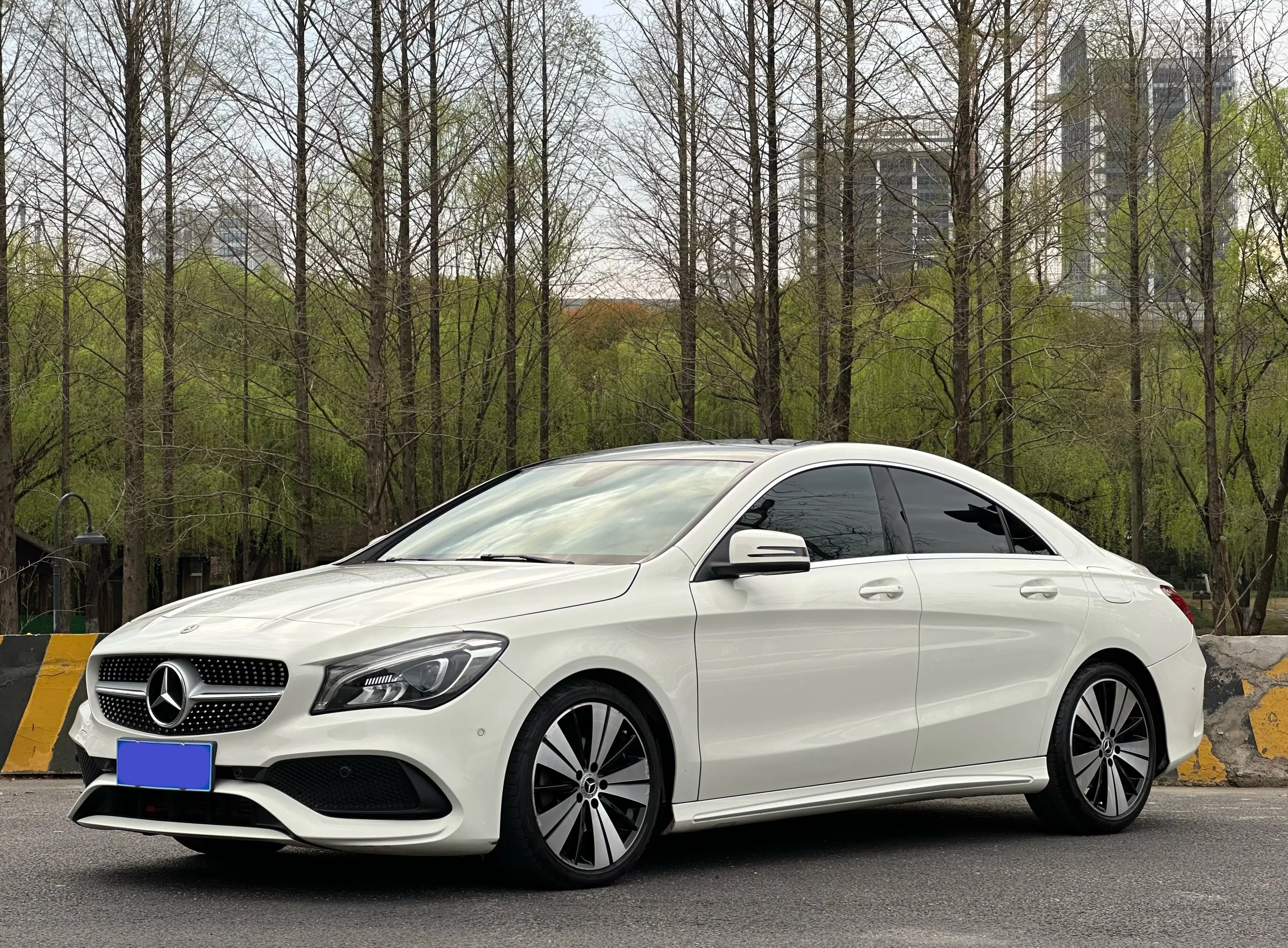 Mercedes-Benz CLA (Imported)